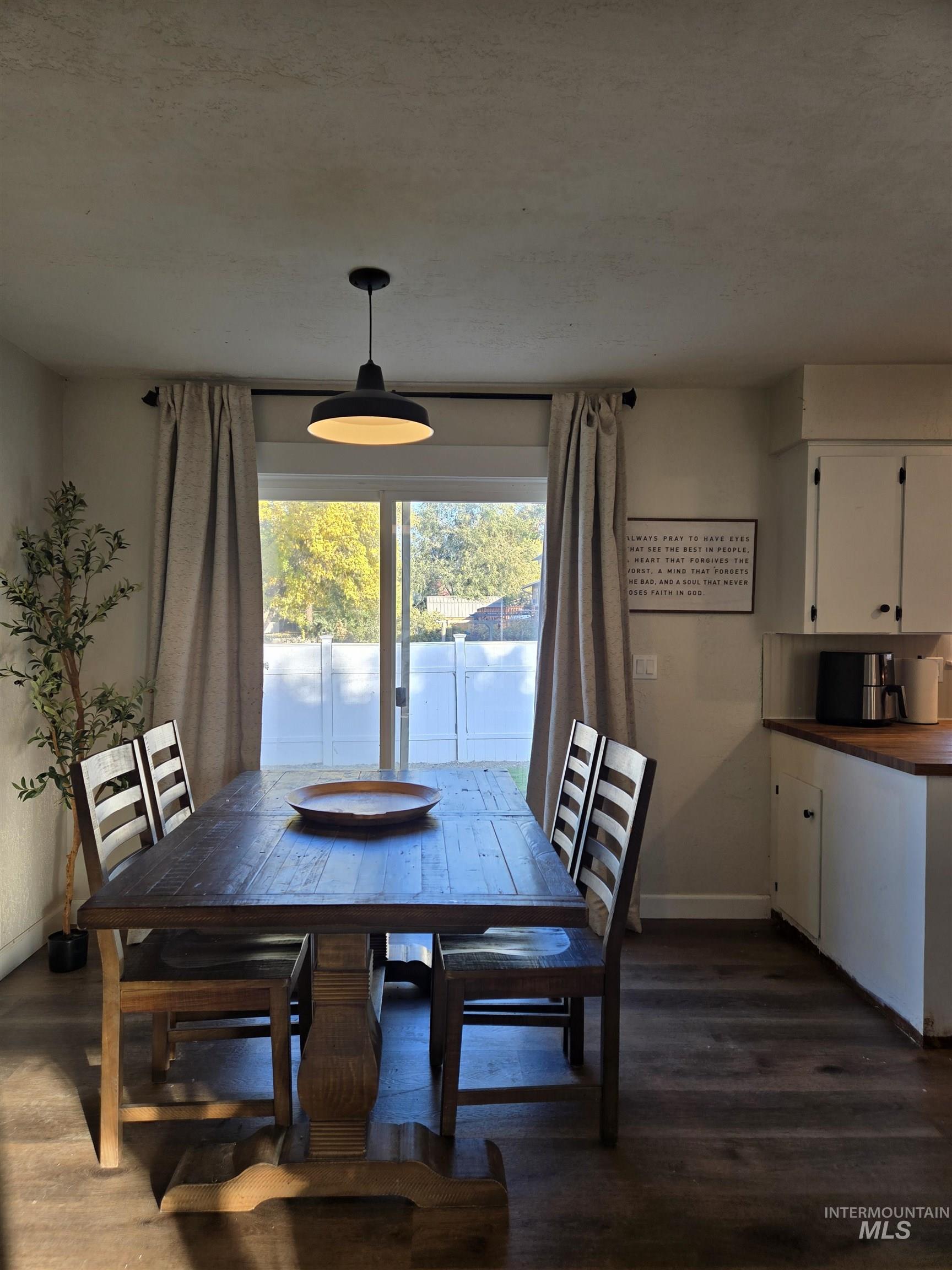 602 Poplar Ave, New Plymouth, Idaho 83655, 3 Bedrooms, 1 Bathroom, Residential For Sale, Price $325,000, 99004066