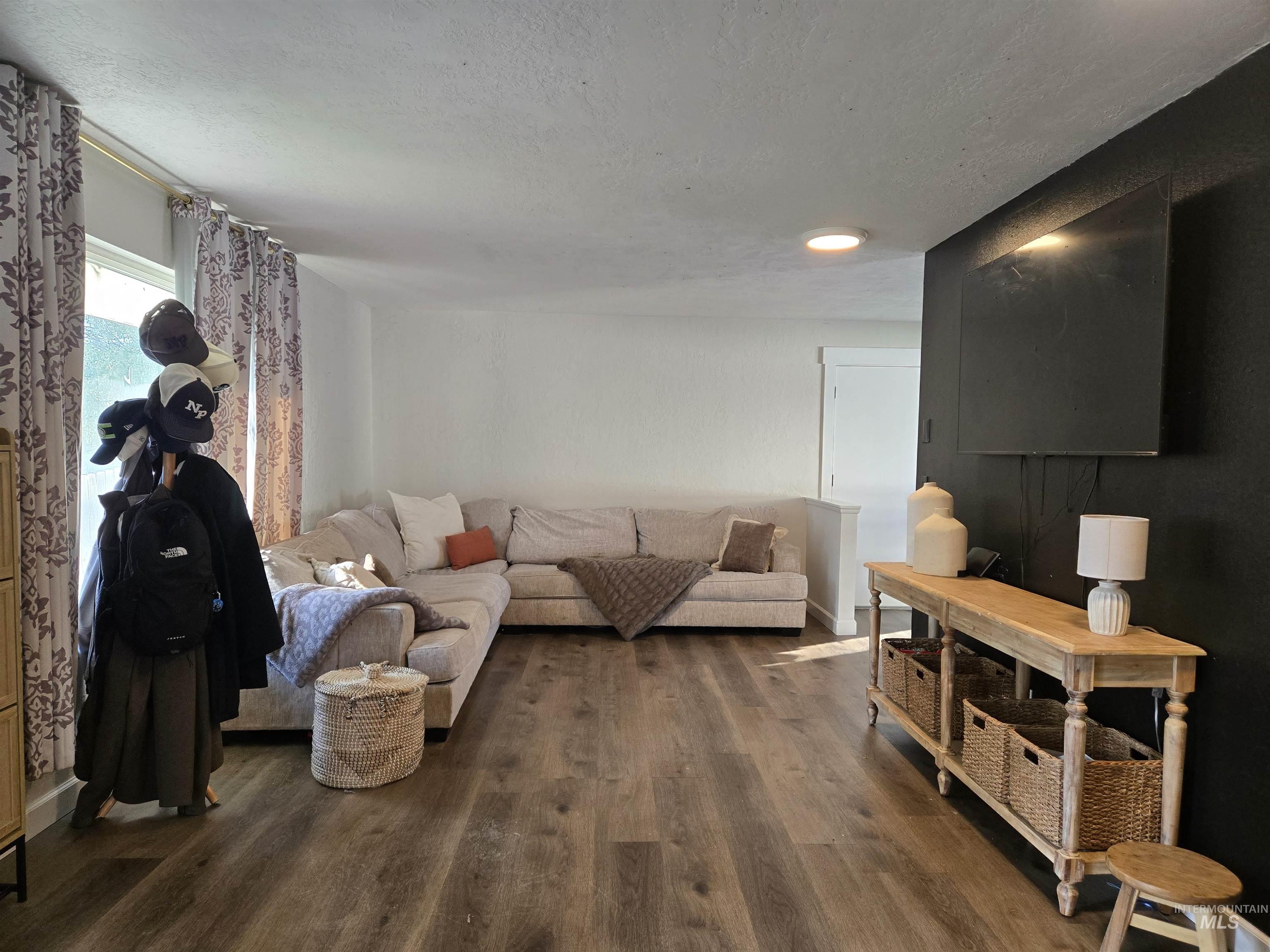 602 Poplar Ave, New Plymouth, Idaho 83655, 3 Bedrooms, 1 Bathroom, Residential For Sale, Price $325,000, 99004066