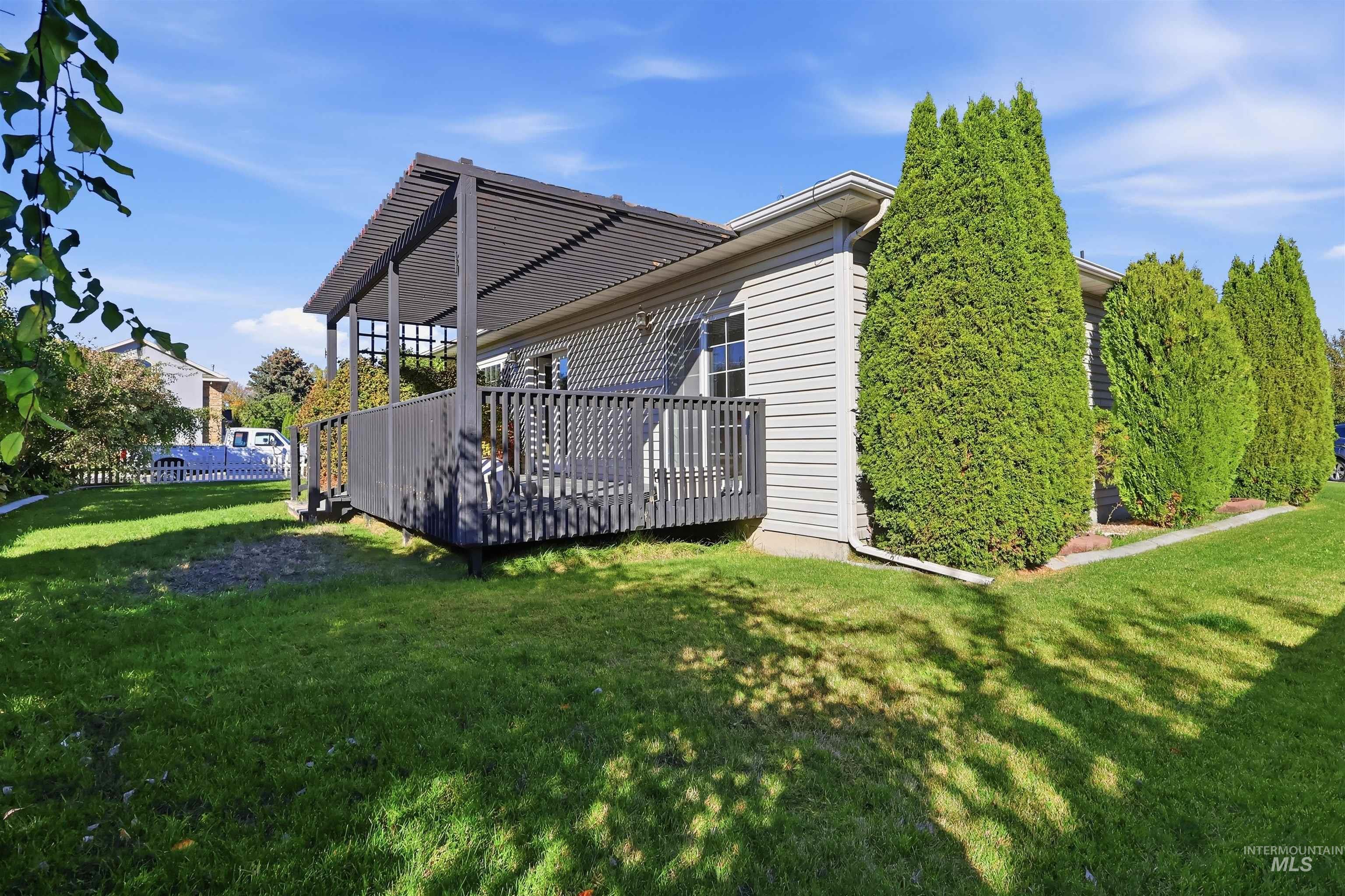 431 Pratt Pl, Burley, Idaho 83318, 3 Bedrooms, 2 Bathrooms, Residential For Sale, Price $394,000,MLS 99004067