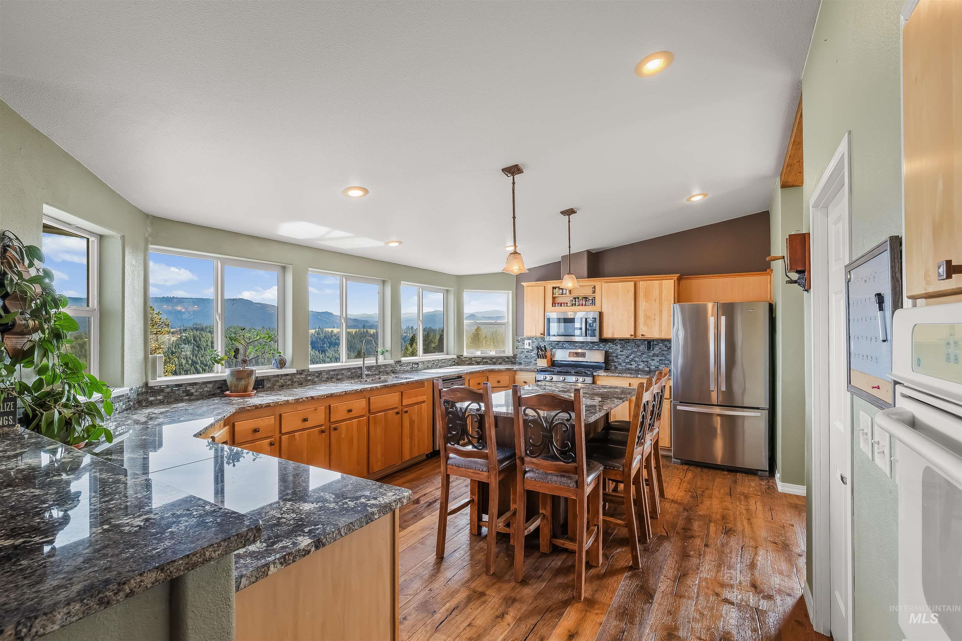 124 Hunters Way, Grangeville, Idaho 83530, 4 Bedrooms, 2 Bathrooms, Residential For Sale, Price $699,900,MLS 99004075