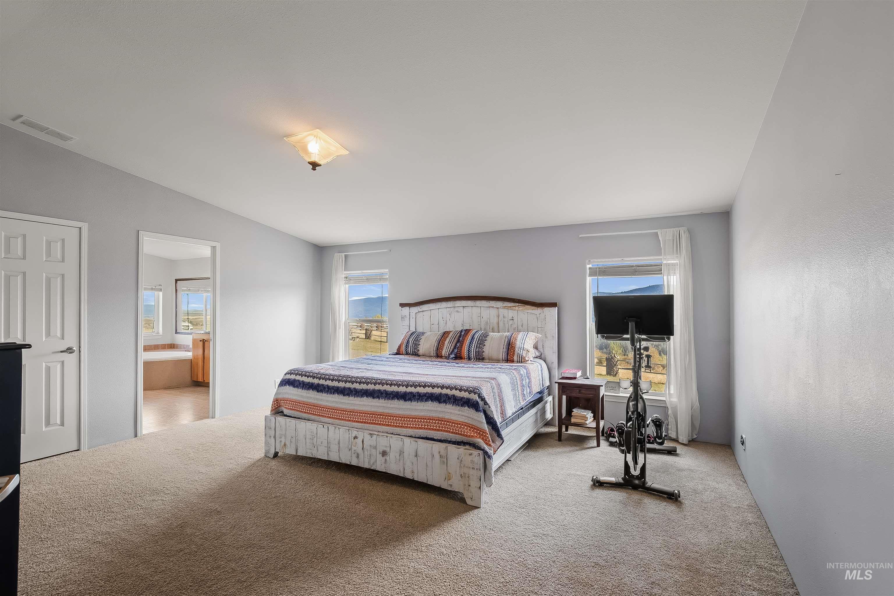 124 Hunters Way, Grangeville, Idaho 83530, 4 Bedrooms, 2 Bathrooms, Residential For Sale, Price $699,900,MLS 99004075