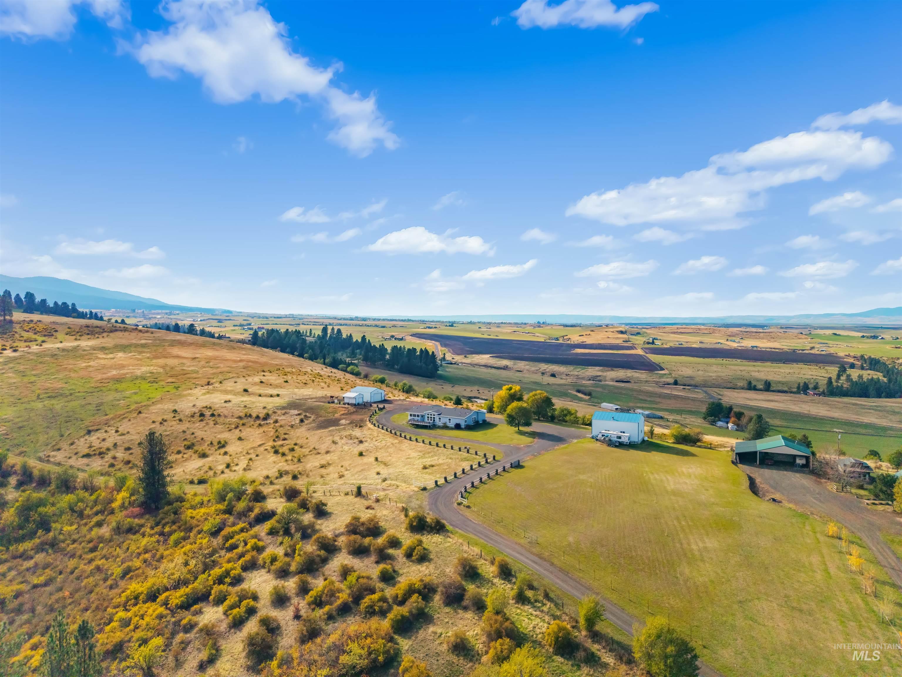 124 Hunters Way, Grangeville, Idaho 83530, 4 Bedrooms, 2 Bathrooms, Residential For Sale, Price $699,900,MLS 99004075