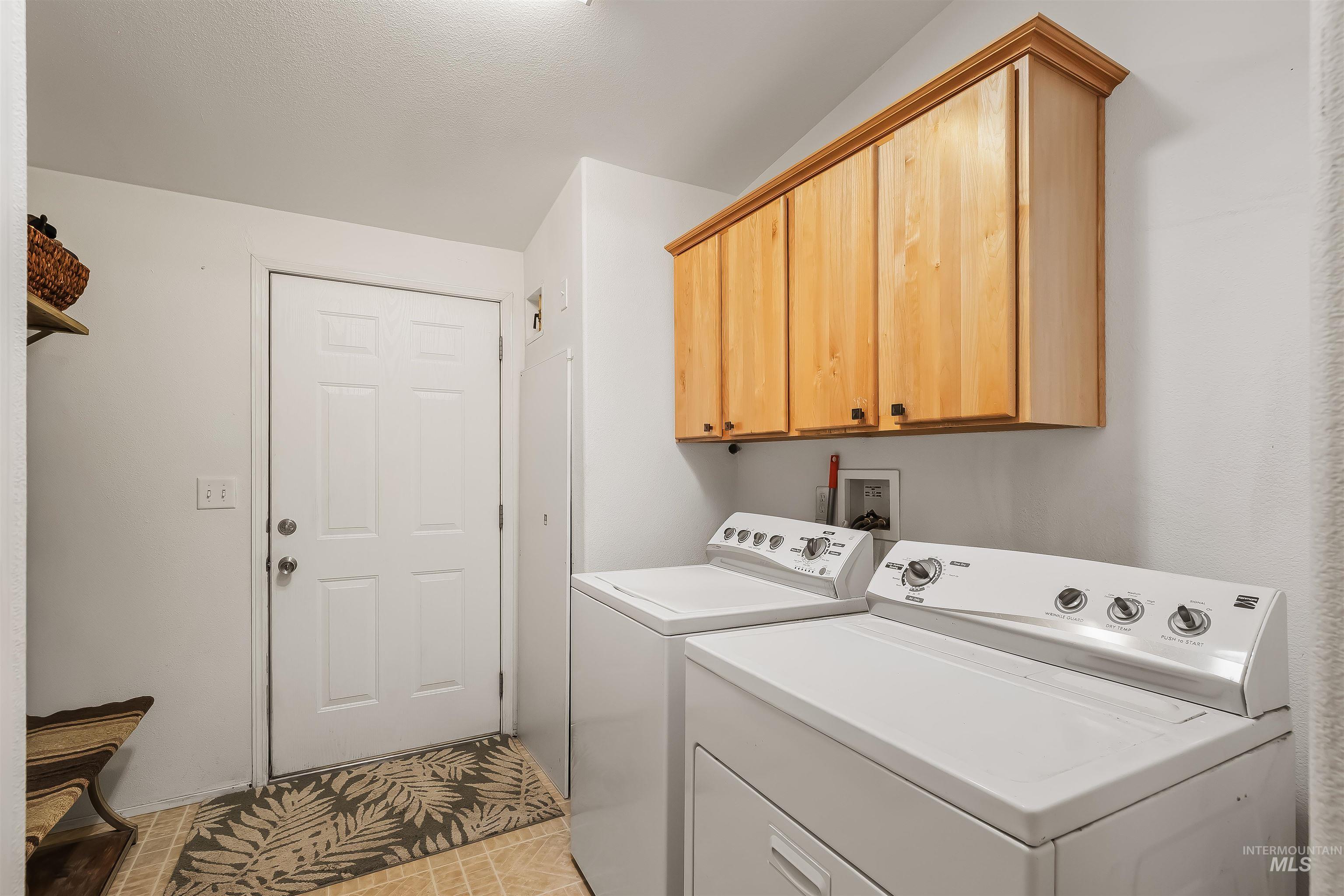 124 Hunters Way, Grangeville, Idaho 83530, 4 Bedrooms, 2 Bathrooms, Residential For Sale, Price $699,900,MLS 99004075