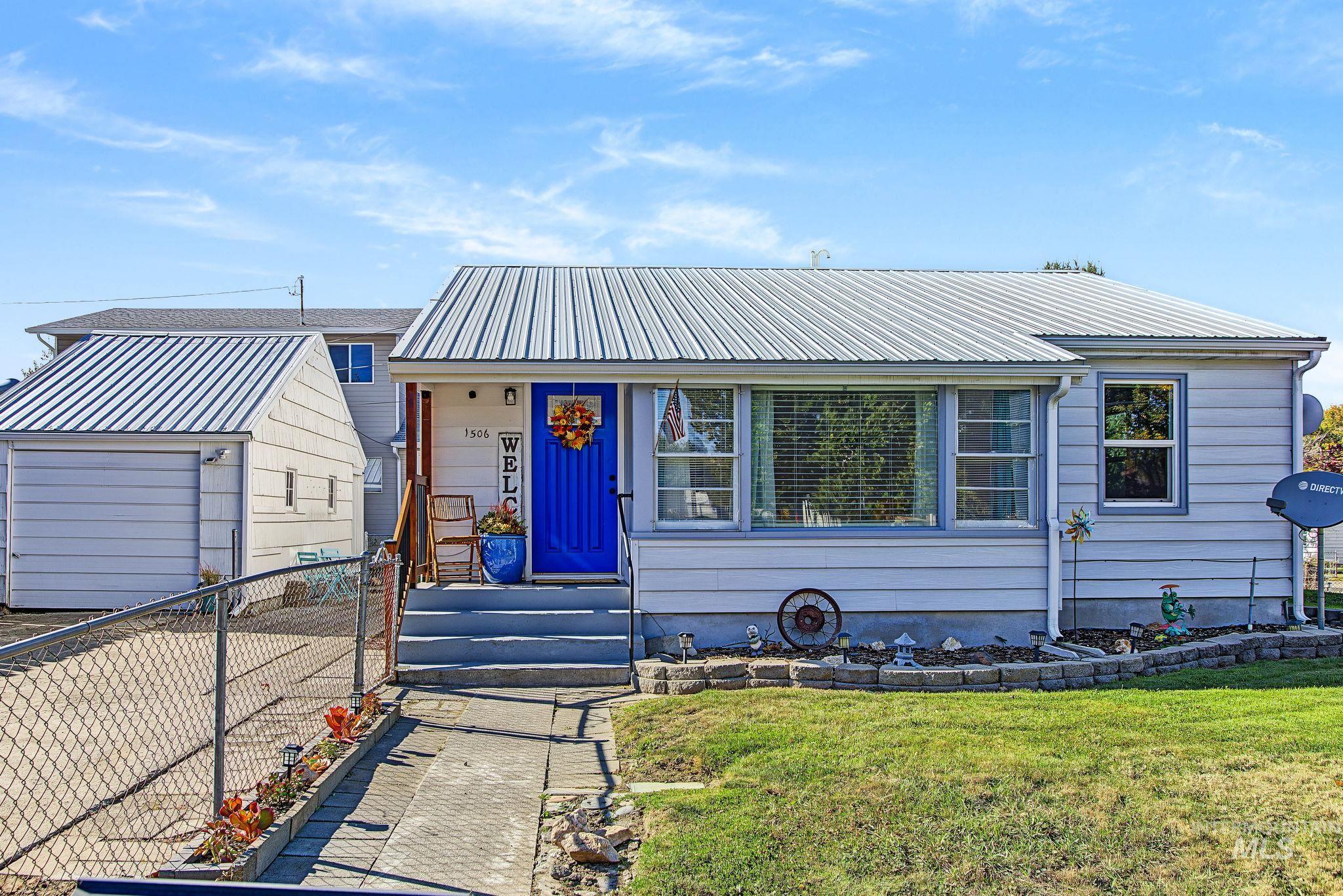 1506 14th St, Lewiston, Idaho 83501, 2 Bedrooms, 2 Bathrooms, Residential For Sale, Price $322,000,MLS 99004076