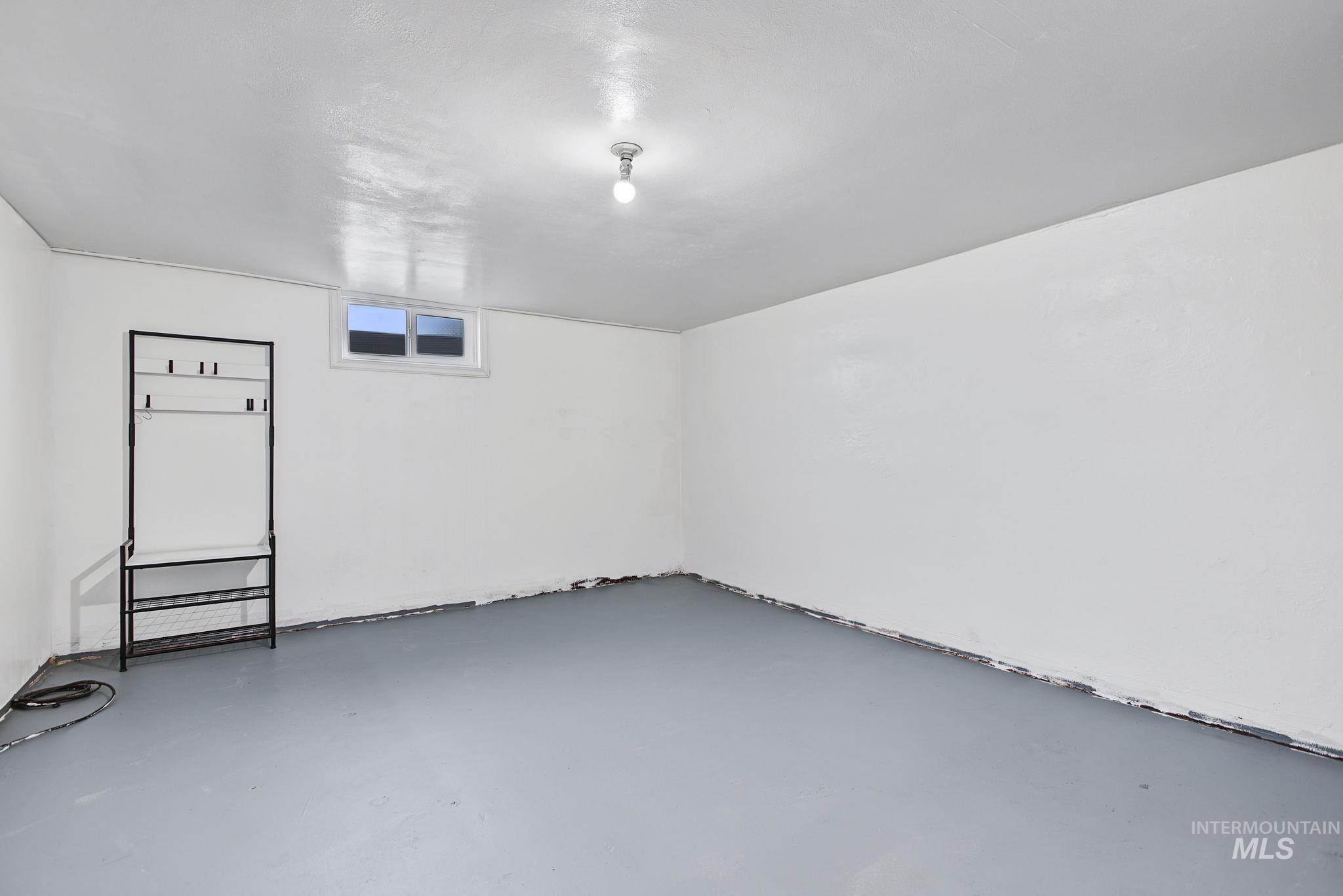 1506 14th St, Lewiston, Idaho 83501, 2 Bedrooms, 2 Bathrooms, Residential For Sale, Price $322,000,MLS 99004076