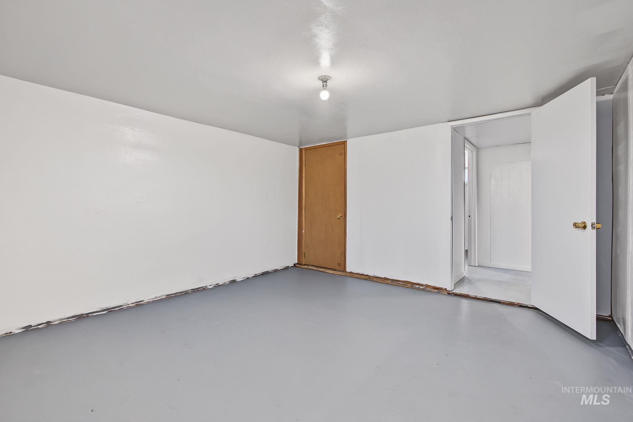 1506 14th St, Lewiston, Idaho 83501, 2 Bedrooms, 2 Bathrooms, Residential For Sale, Price $322,000,MLS 99004076