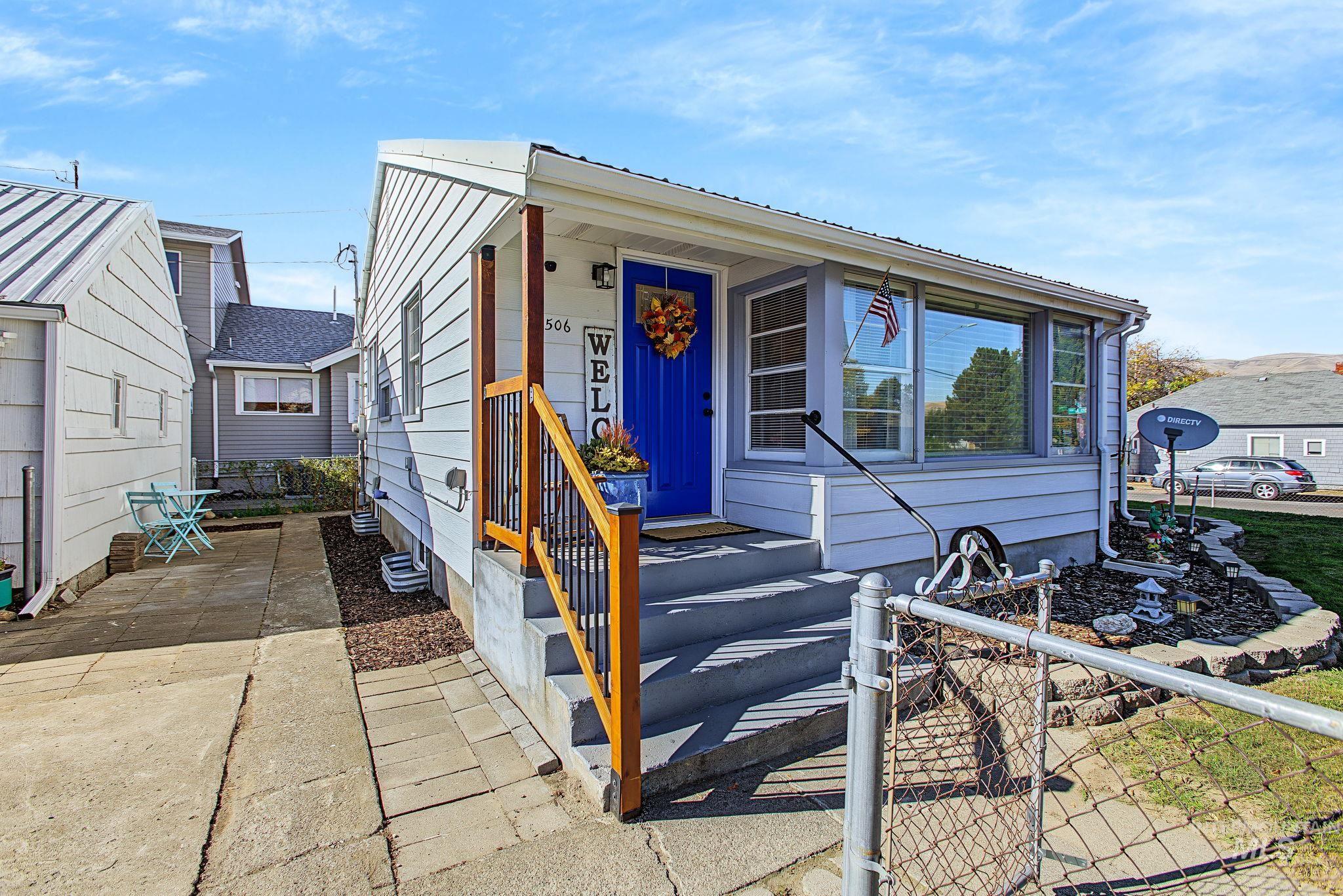 1506 14th St, Lewiston, Idaho 83501, 2 Bedrooms, 2 Bathrooms, Residential For Sale, Price $322,000,MLS 99004076