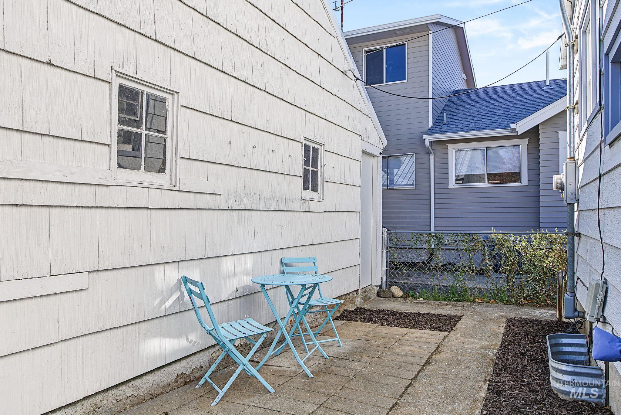 1506 14th St, Lewiston, Idaho 83501, 2 Bedrooms, 2 Bathrooms, Residential For Sale, Price $322,000,MLS 99004076