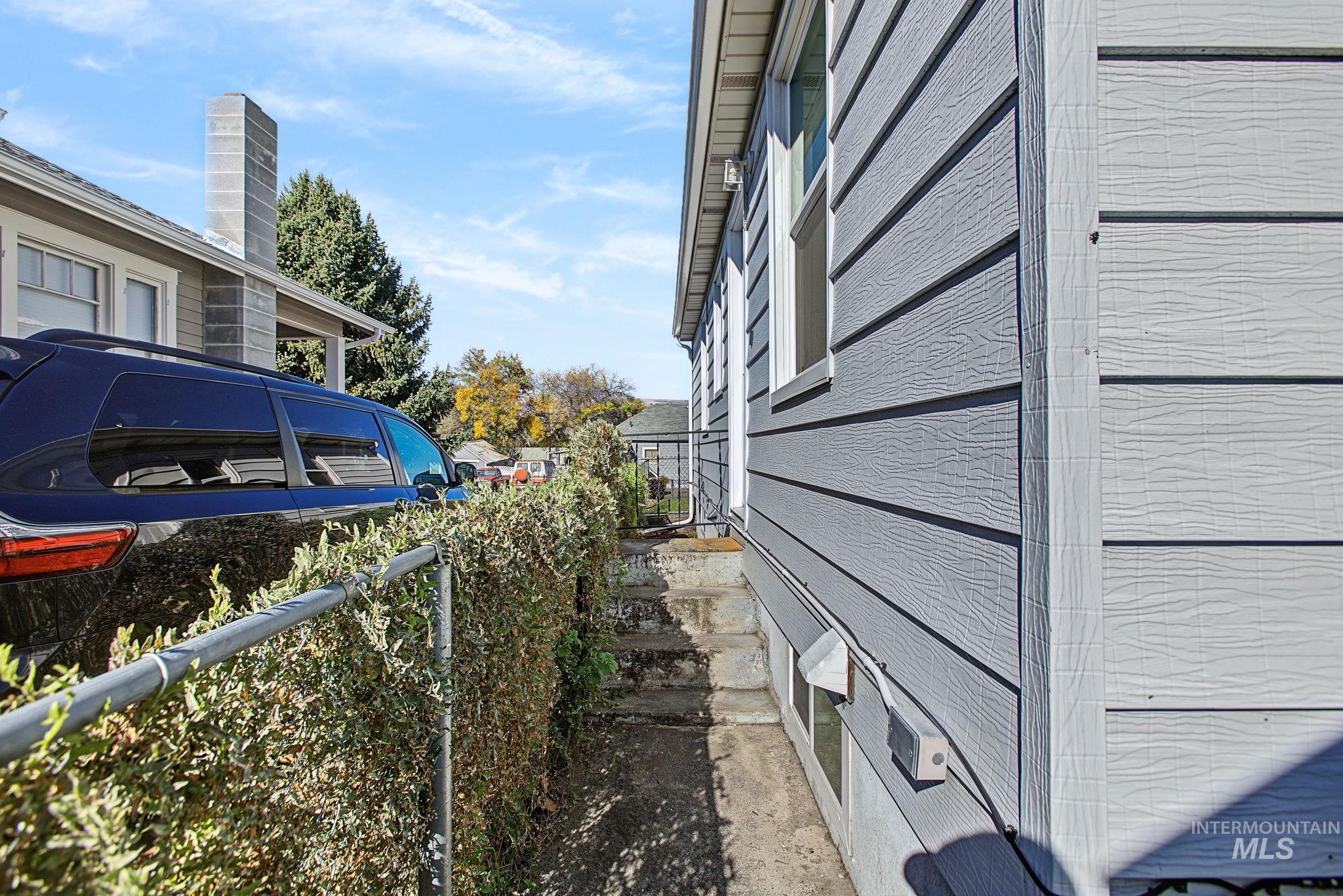 1506 14th St, Lewiston, Idaho 83501, 2 Bedrooms, 2 Bathrooms, Residential For Sale, Price $322,000,MLS 99004076