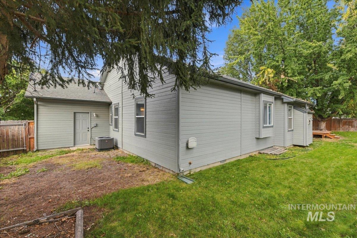 4664 N Syracuse Pl, Boise, Idaho 83713, 5 Bedrooms, 3 Bathrooms, Residential For Sale, Price $595,000, 99004077