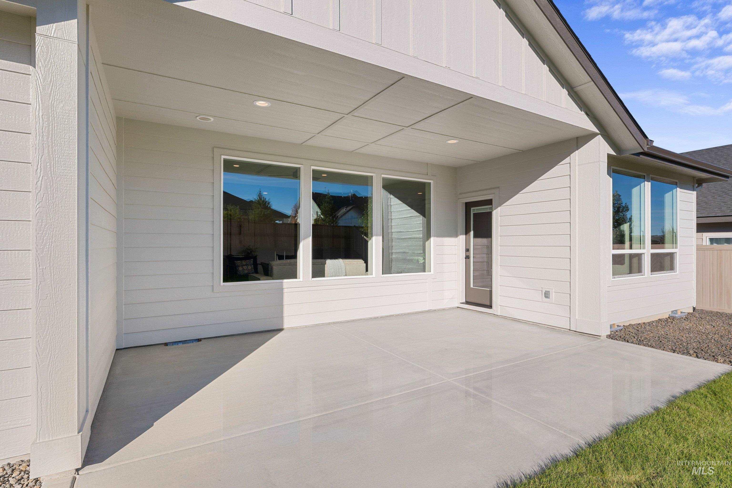 2372 S Hurd Ave, Nampa, Idaho 83686, 3 Bedrooms, 2 Bathrooms, Residential For Sale, Price $549,900, 99004079