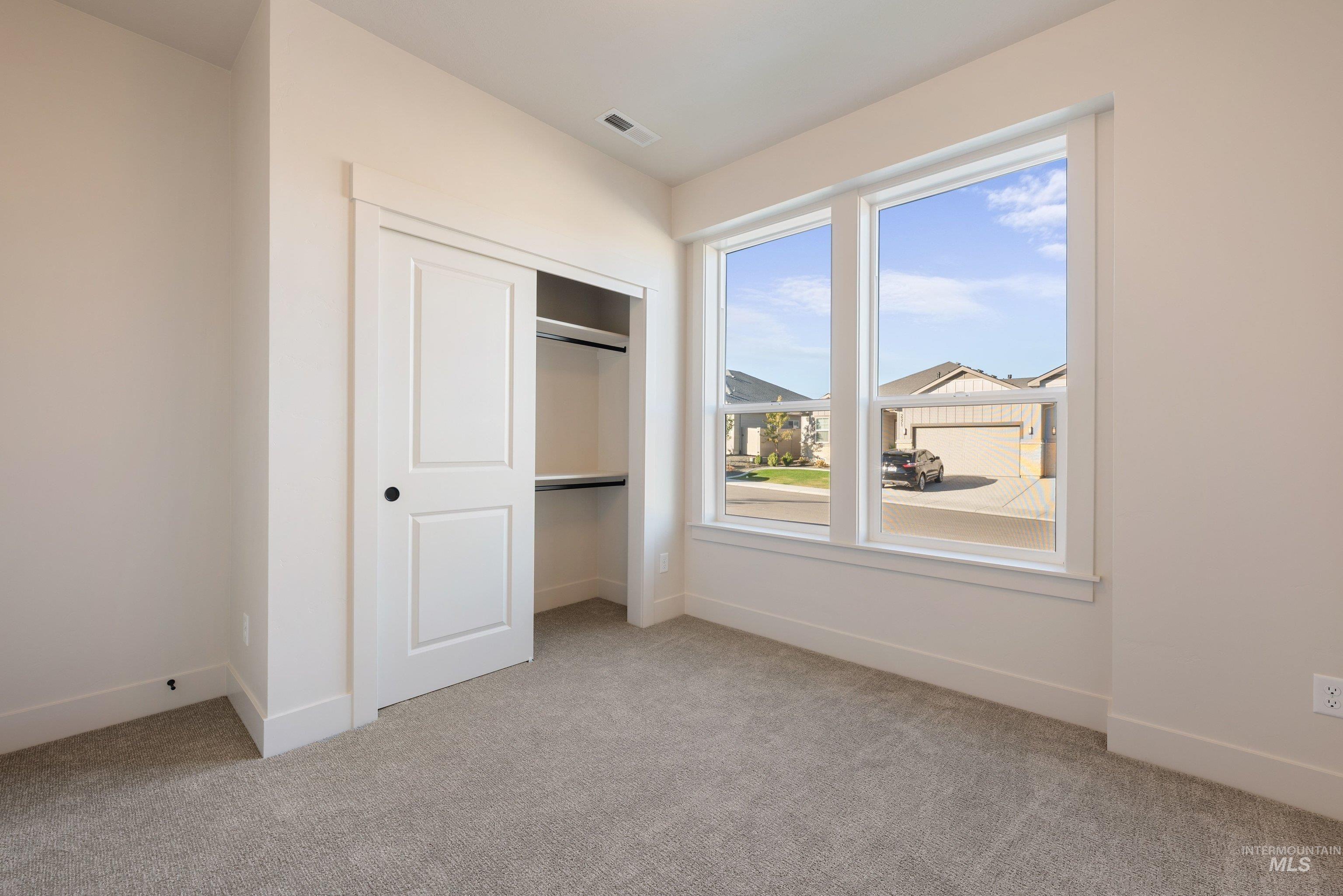 2372 S Hurd Ave, Nampa, Idaho 83686, 3 Bedrooms, 2 Bathrooms, Residential For Sale, Price $549,900, 99004079