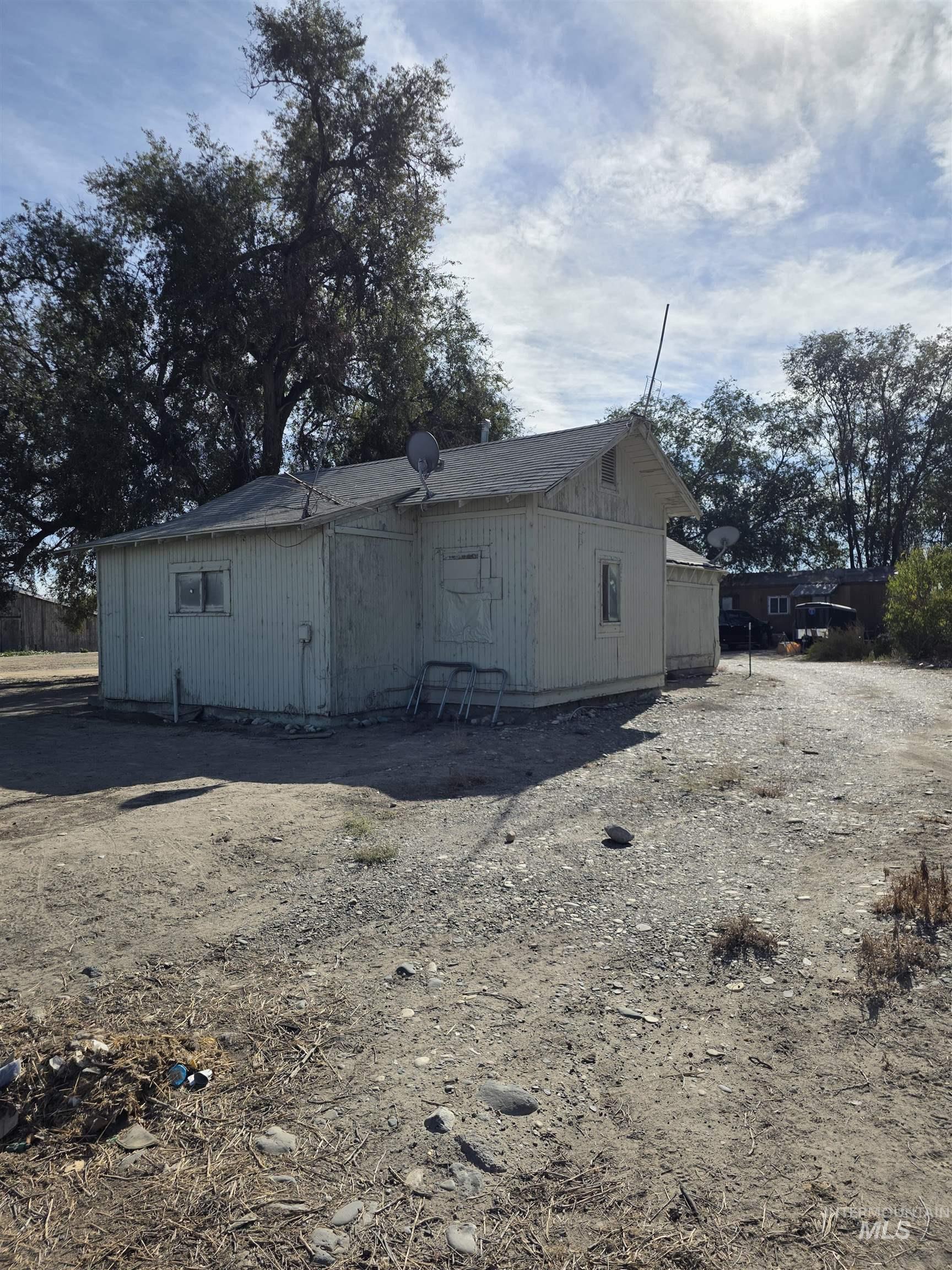 5281 Old Bruneau Hwy, Marsing, Idaho 83639, 1 Bedroom, 1 Bathroom, Residential For Sale, Price $465,000,MLS 99004083