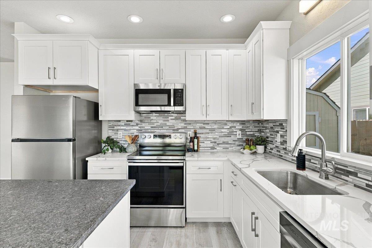 1692 S Goldsmith Ave, Meridian, Idaho 83642, 4 Bedrooms, 2 Bathrooms, Residential For Sale, Price $579,000, 99004084