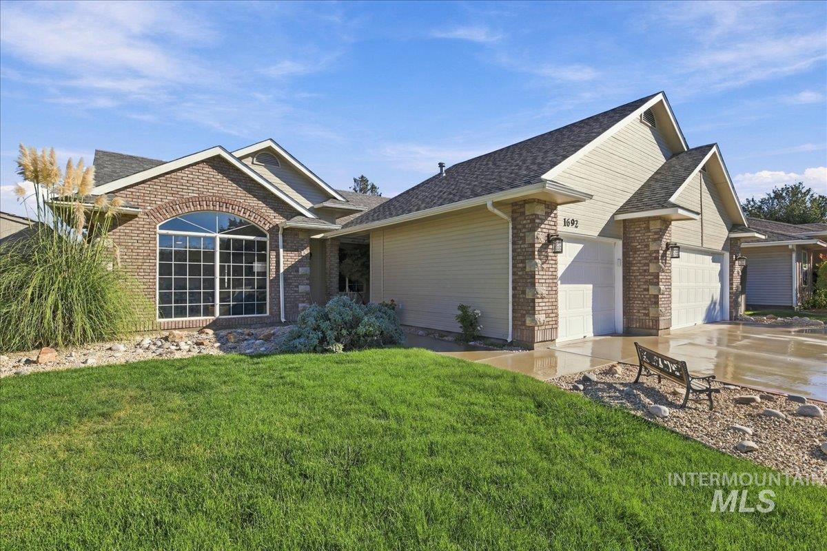 1692 S Goldsmith Ave, Meridian, Idaho 83642, 4 Bedrooms, 2 Bathrooms, Residential For Sale, Price $579,000, 99004084