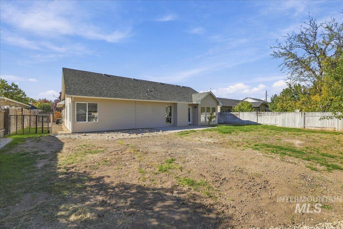1692 S Goldsmith Ave, Meridian, Idaho 83642, 4 Bedrooms, 2 Bathrooms, Residential For Sale, Price $579,000, 99004084