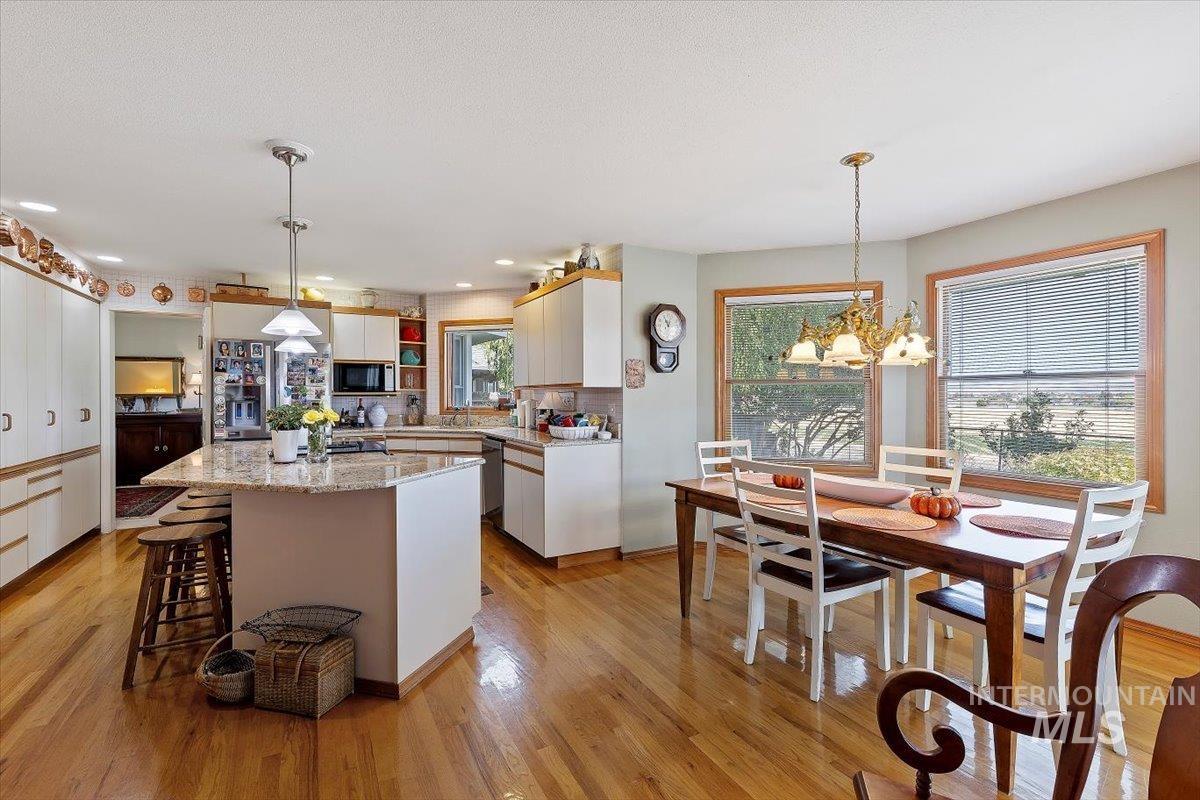 8124 W Thunder Mountain Drive, Boise, Idaho 83709, 4 Bedrooms, 2.5 Bathrooms, Residential For Sale, Price $725,000, 99004086