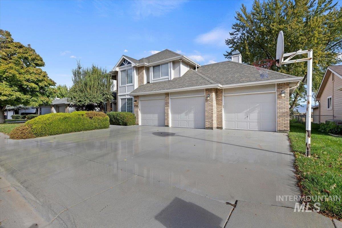 8124 W Thunder Mountain Drive, Boise, Idaho 83709, 4 Bedrooms, 2.5 Bathrooms, Residential For Sale, Price $725,000, 99004086