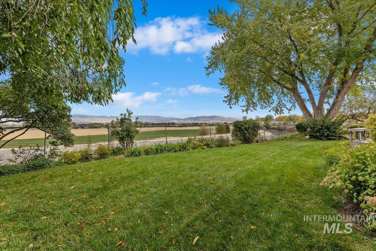 8124 W Thunder Mountain Drive, Boise, Idaho 83709, 4 Bedrooms, 2.5 Bathrooms, Residential For Sale, Price $725,000, 99004086
