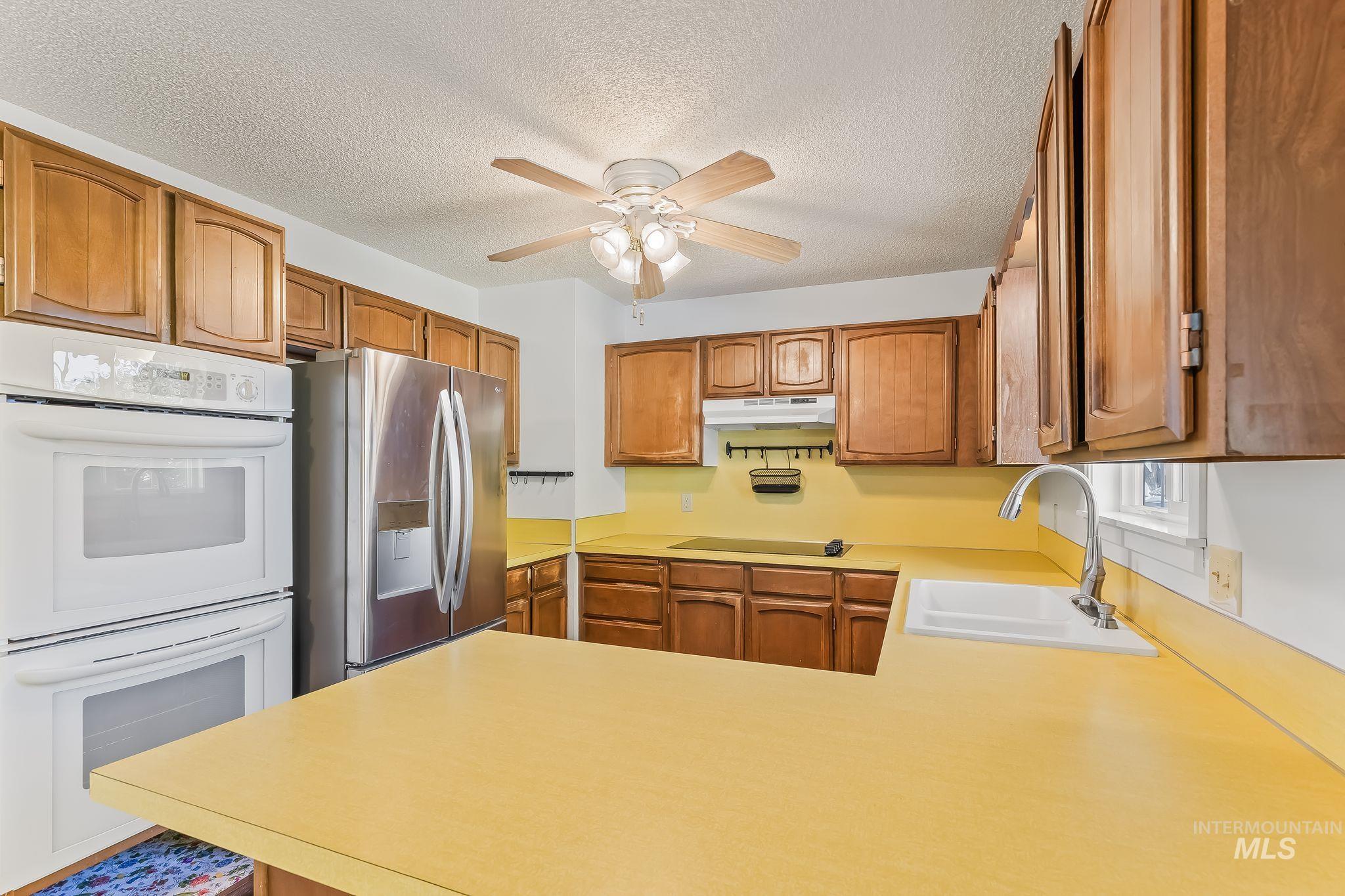 1039 Hemlock Dr, Lewiston, Idaho 83501, 4 Bedrooms, 2 Bathrooms, Residential For Sale, Price $425,000, 99004088