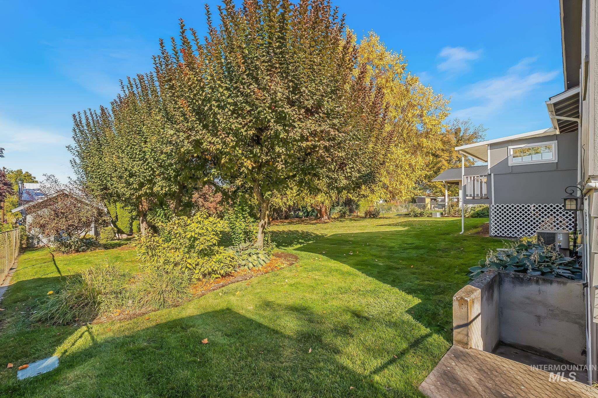 1039 Hemlock Dr, Lewiston, Idaho 83501, 4 Bedrooms, 2 Bathrooms, Residential For Sale, Price $425,000, 99004088