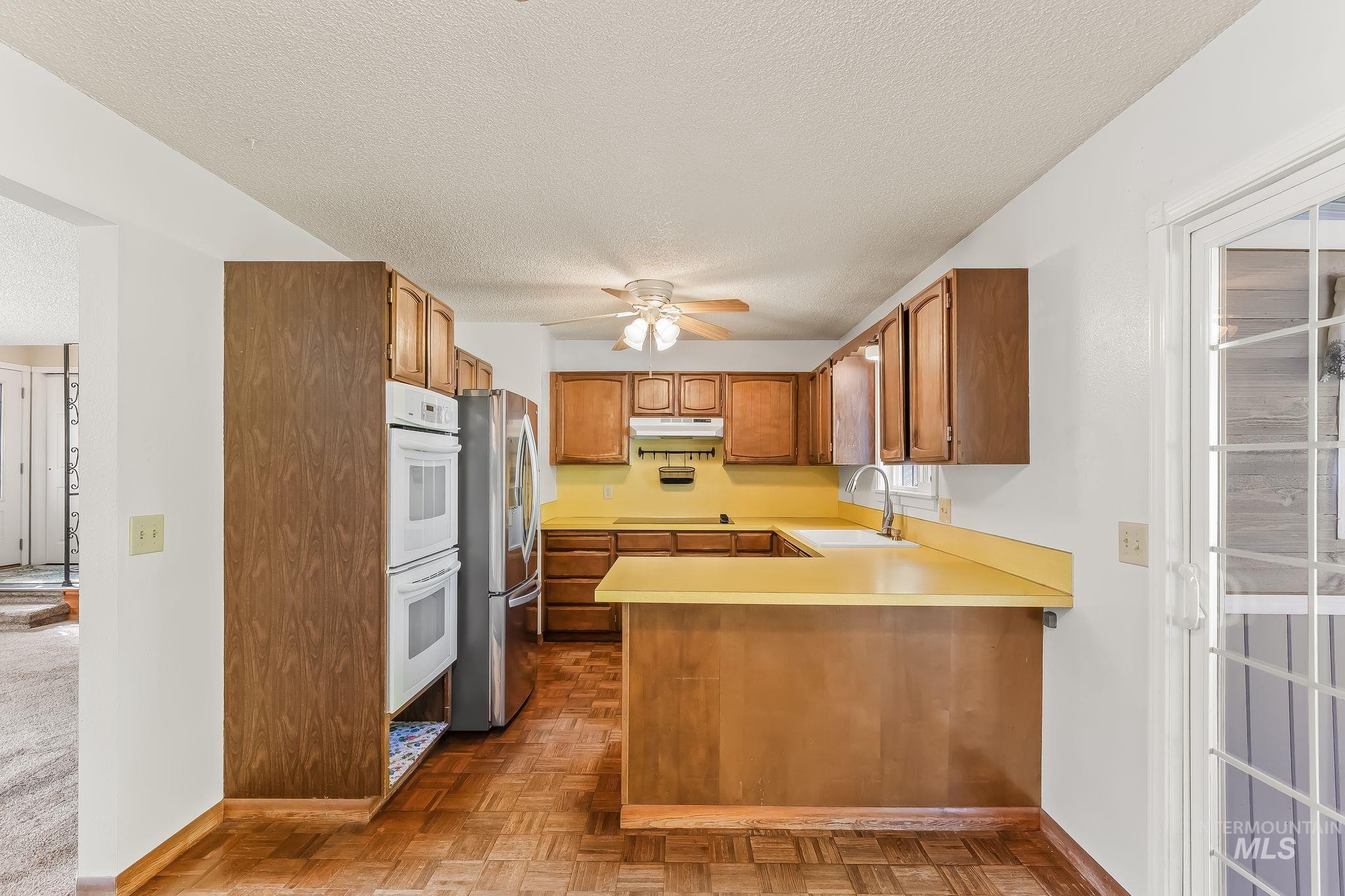 1039 Hemlock Dr, Lewiston, Idaho 83501, 4 Bedrooms, 2 Bathrooms, Residential For Sale, Price $425,000, 99004088