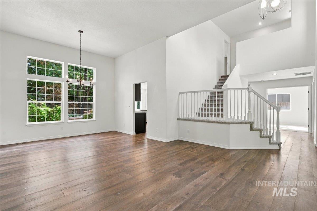 4928 N Lawsonia, Boise, Idaho 83713, 5 Bedrooms, 3 Bathrooms, Residential For Sale, Price $649,999, 99004091