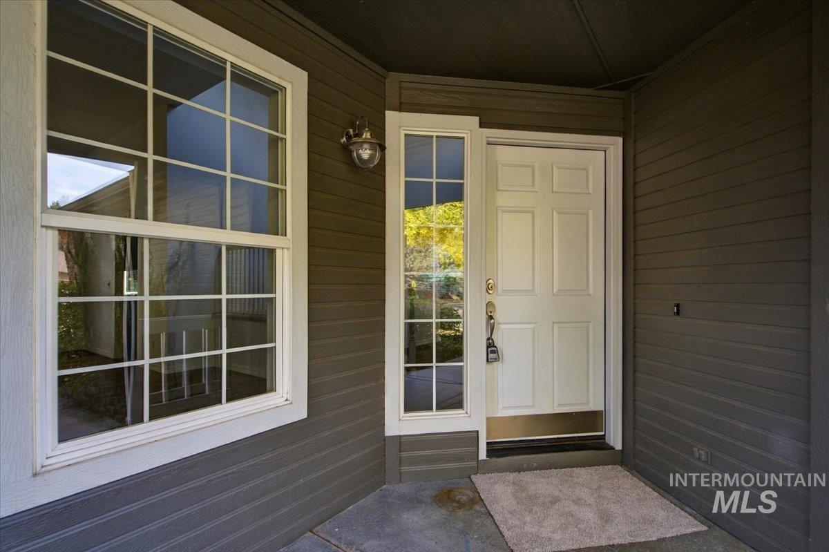 4928 N Lawsonia, Boise, Idaho 83713, 5 Bedrooms, 3 Bathrooms, Residential For Sale, Price $649,999, 99004091