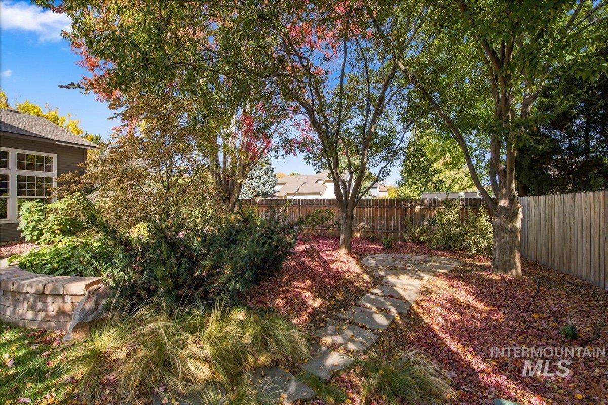 4928 N Lawsonia, Boise, Idaho 83713, 5 Bedrooms, 3 Bathrooms, Residential For Sale, Price $649,999, 99004091
