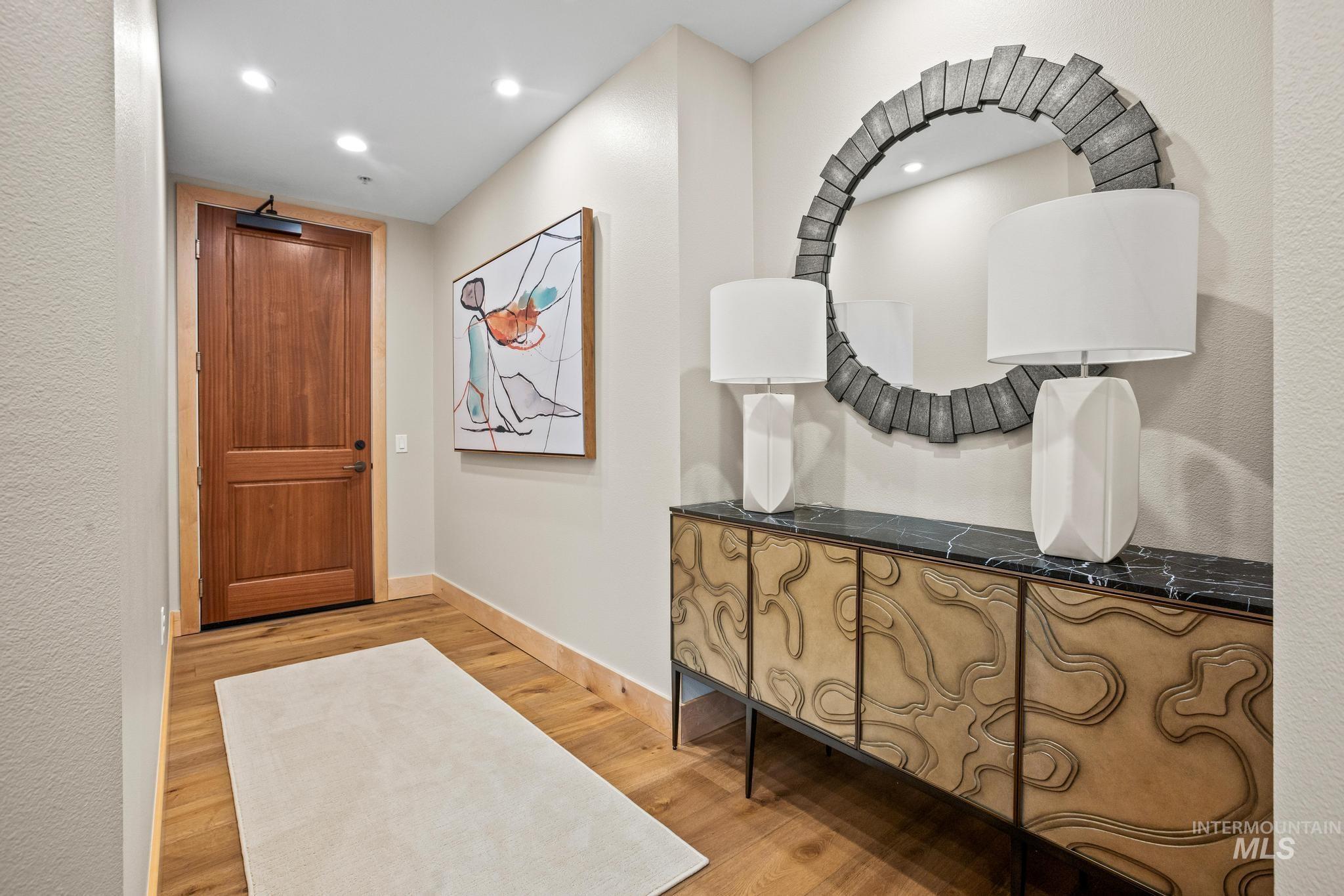 851 W Front St., Boise, Idaho 83702, 2 Bedrooms, 2 Bathrooms, Residential For Sale, Price $1,150,000, 99004093
