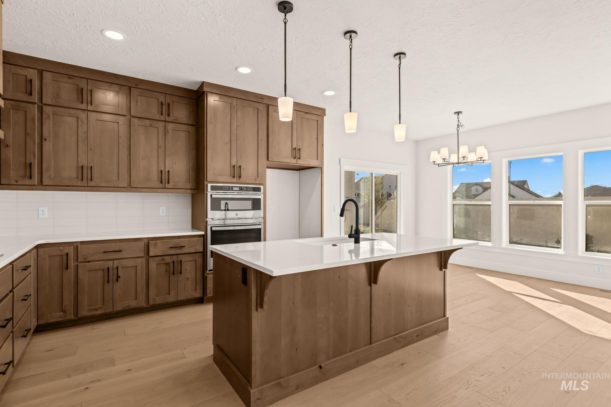 741 E Bouquet Ct, Kuna, Idaho 83634, 3 Bedrooms, 2 Bathrooms, Residential For Sale, Price $514,900,MLS 99004096