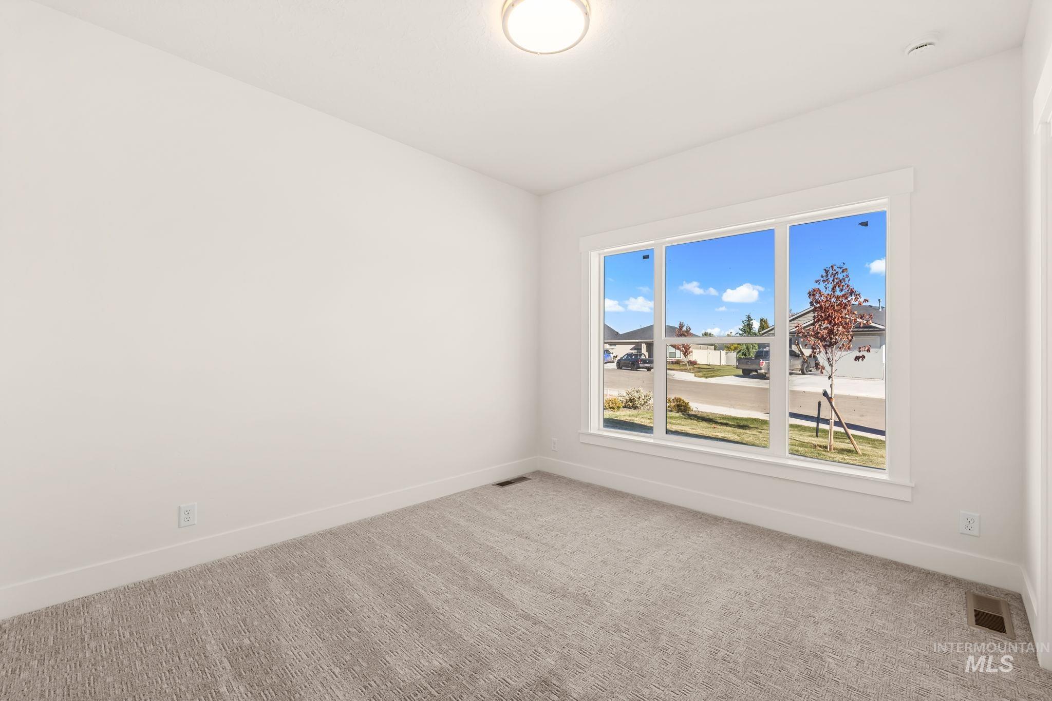741 E Bouquet Ct, Kuna, Idaho 83634, 3 Bedrooms, 2 Bathrooms, Residential For Sale, Price $514,900,MLS 99004096