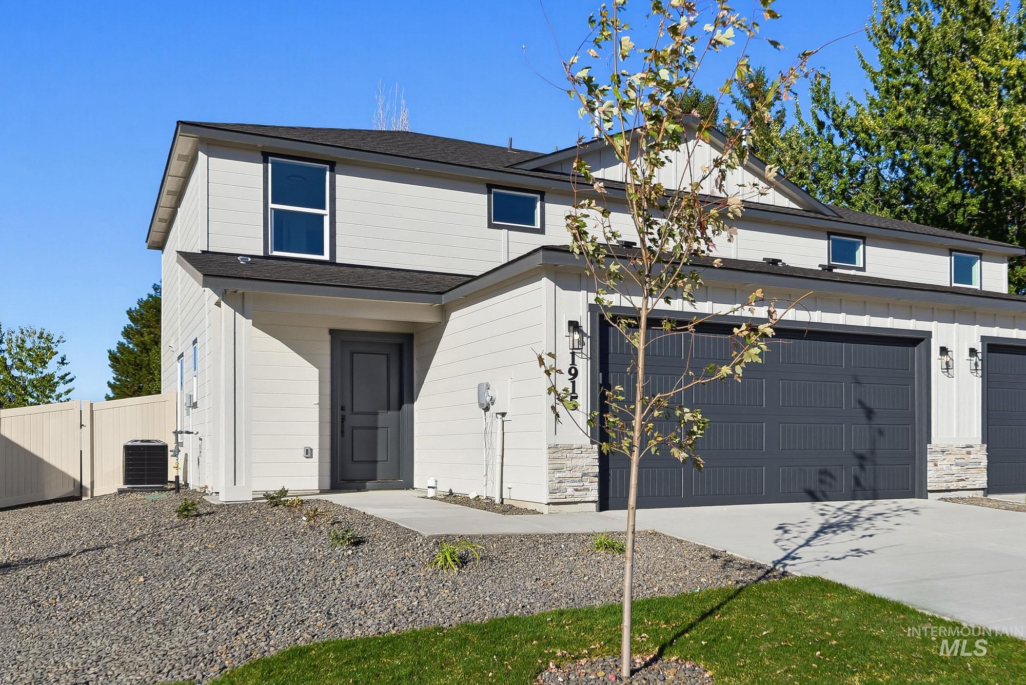 1915 Jensens Way, Payette, Idaho 83661, 4 Bedrooms, 2.5 Bathrooms, Residential For Sale, Price $310,000,MLS 99004097