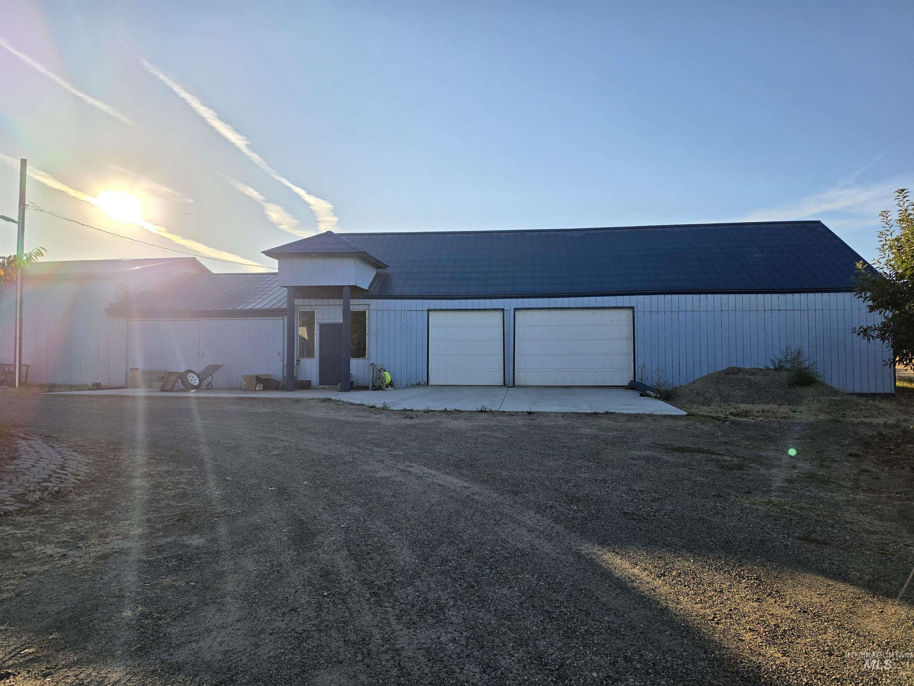 11476 Hill Rd, Payette, Idaho 83661, 5 Bedrooms, 2 Bathrooms, Residential For Sale, Price $625,000,MLS 99004098