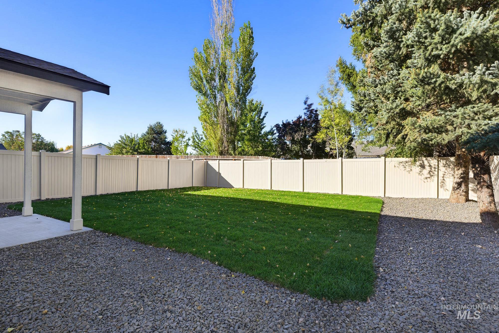 1925 Jensens Way, Payette, Idaho 83661, 4 Bedrooms, 2.5 Bathrooms, Residential For Sale, Price $310,000,MLS 99004099