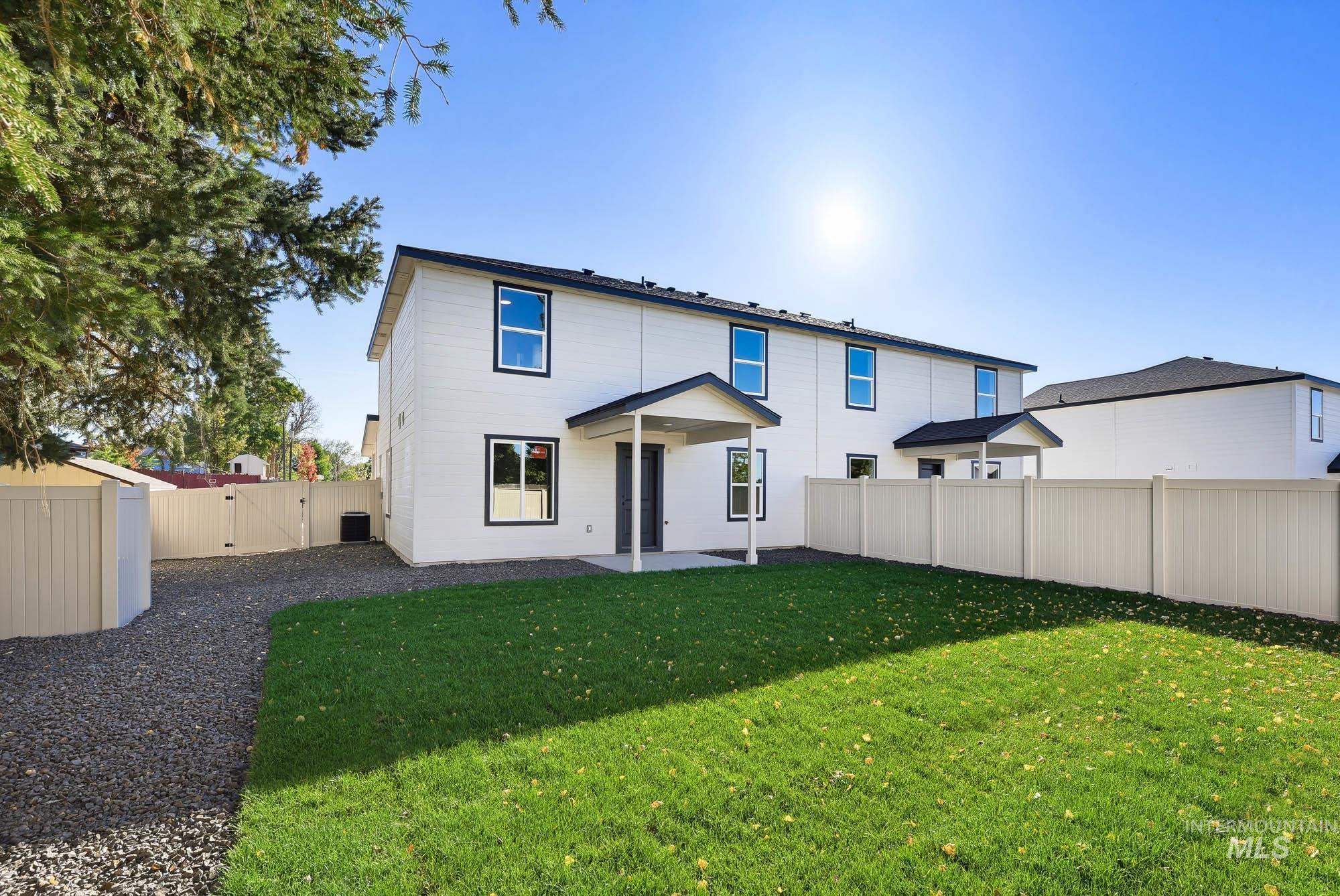 1925 Jensens Way, Payette, Idaho 83661, 4 Bedrooms, 2.5 Bathrooms, Residential For Sale, Price $310,000,MLS 99004099
