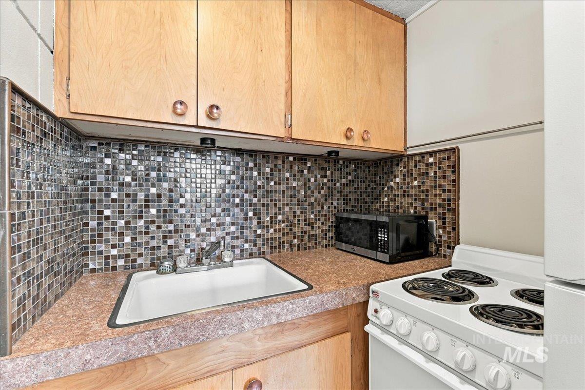 416 S Ivy St, Nampa, Idaho 83686, 4 Bedrooms, 3 Bathrooms, Residential For Sale, Price $532,000,MLS 99004100