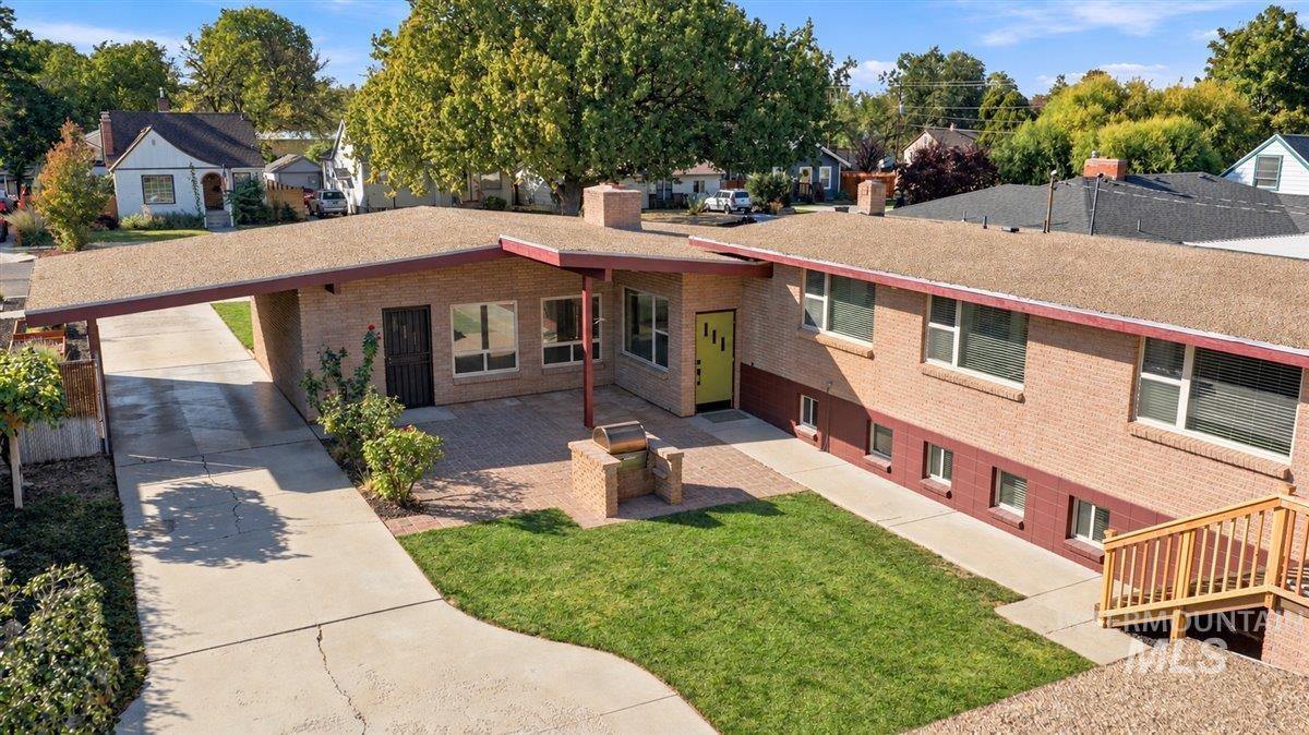 416 S Ivy St, Nampa, Idaho 83686, 4 Bedrooms, 3 Bathrooms, Residential For Sale, Price $532,000,MLS 99004100