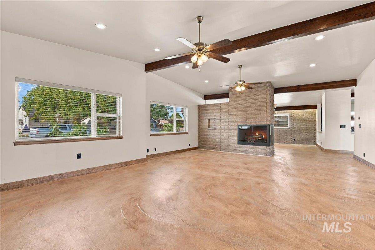 416 S Ivy St, Nampa, Idaho 83686, 4 Bedrooms, 3 Bathrooms, Residential For Sale, Price $532,000,MLS 99004100