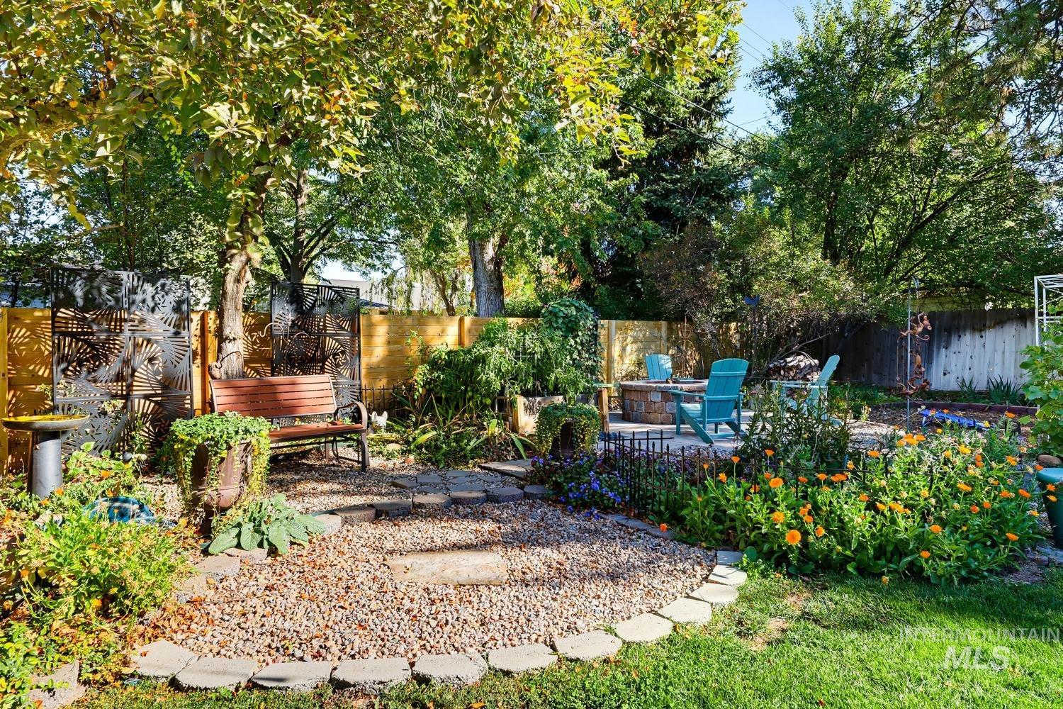 4830 W Greenbrier Dr, Boise, Idaho 83705, 4 Bedrooms, 2 Bathrooms, Residential For Sale, Price $535,000,MLS 99004101