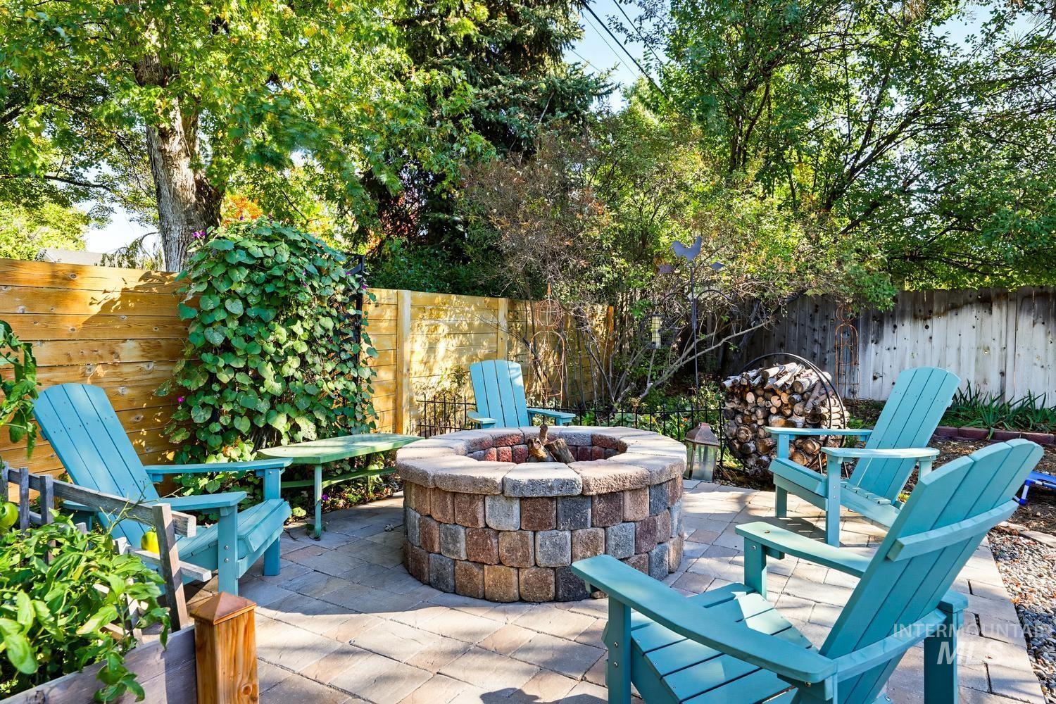 4830 W Greenbrier Dr, Boise, Idaho 83705, 4 Bedrooms, 2 Bathrooms, Residential For Sale, Price $535,000,MLS 99004101