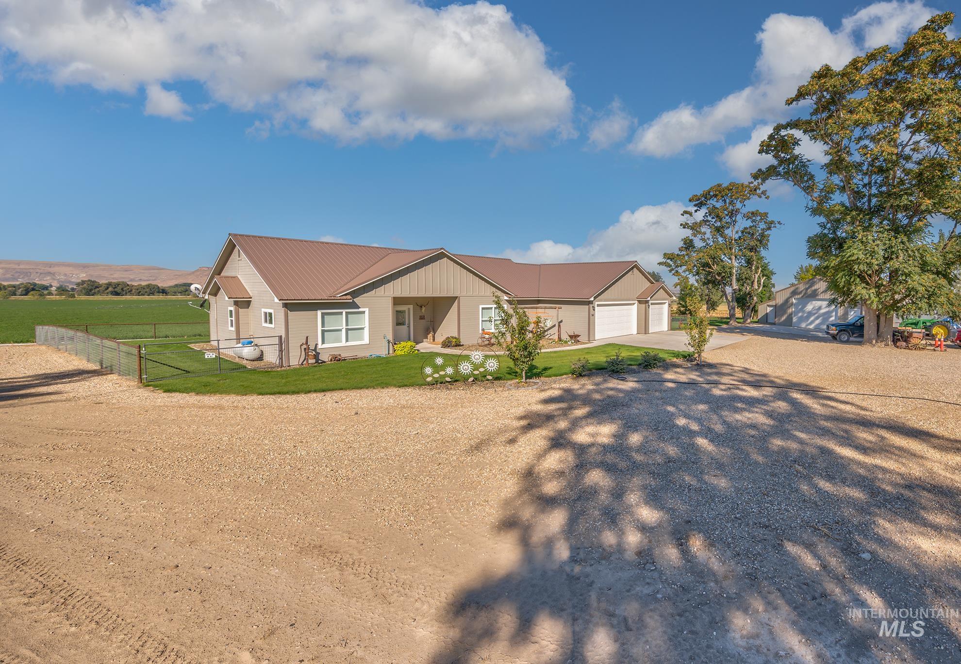 561 Mausling Rd, Adrian, Oregon 97901, 4 Bedrooms, 2.5 Bathrooms, Residential For Sale, Price $1,385,000, 99004106