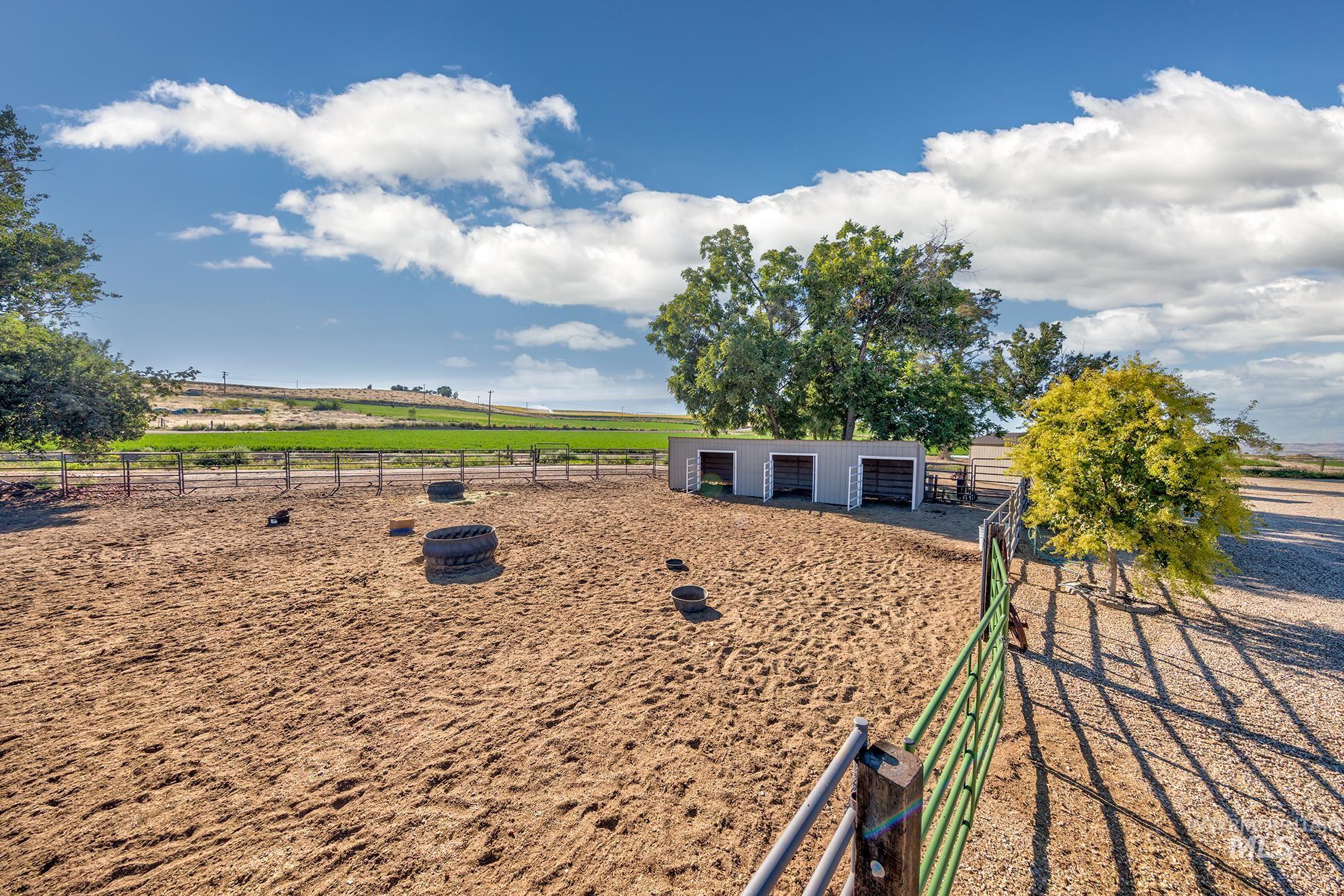 561 Mausling Rd, Adrian, Oregon 97901, 4 Bedrooms, 2.5 Bathrooms, Residential For Sale, Price $1,385,000, 99004106