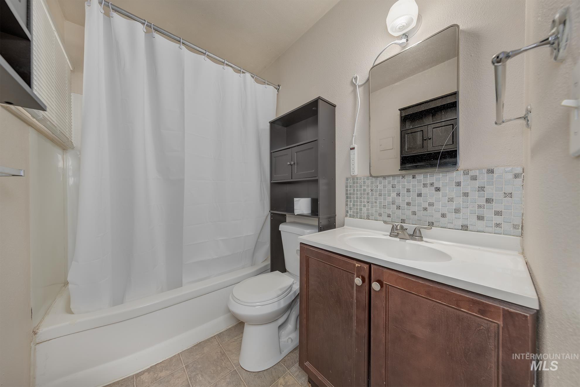 323 E 4th St, Weiser, Idaho 83672, 2 Bedrooms, 1 Bathroom, Residential For Sale, Price $255,000,MLS 99004109