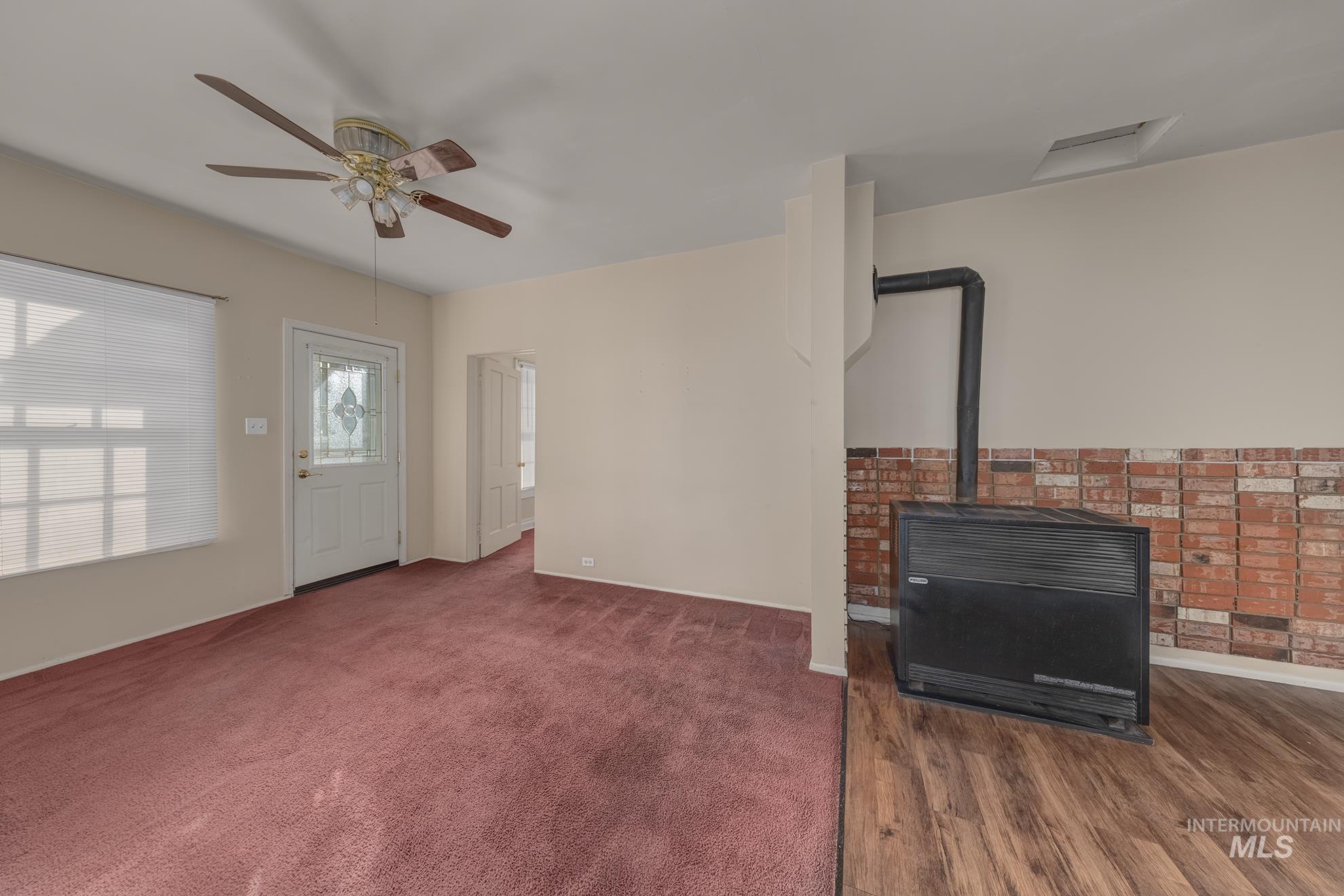 323 E 4th St, Weiser, Idaho 83672, 2 Bedrooms, 1 Bathroom, Residential For Sale, Price $255,000,MLS 99004109