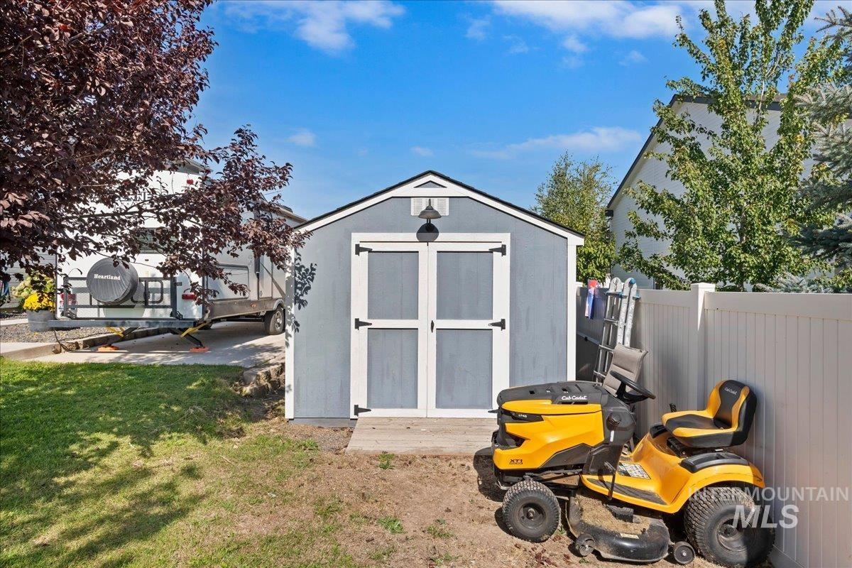 291 Explorer St, Middleton, Idaho 83644, 4 Bedrooms, 2.5 Bathrooms, Residential For Sale, Price $715,000,MLS 99004111