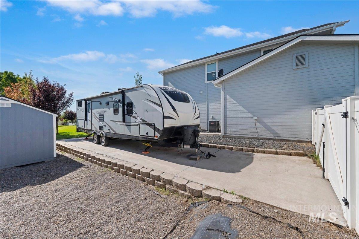 291 Explorer St, Middleton, Idaho 83644, 4 Bedrooms, 2.5 Bathrooms, Residential For Sale, Price $715,000,MLS 99004111