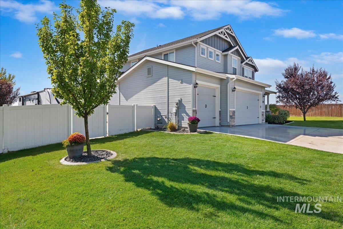 291 Explorer St, Middleton, Idaho 83644, 4 Bedrooms, 2.5 Bathrooms, Residential For Sale, Price $715,000,MLS 99004111