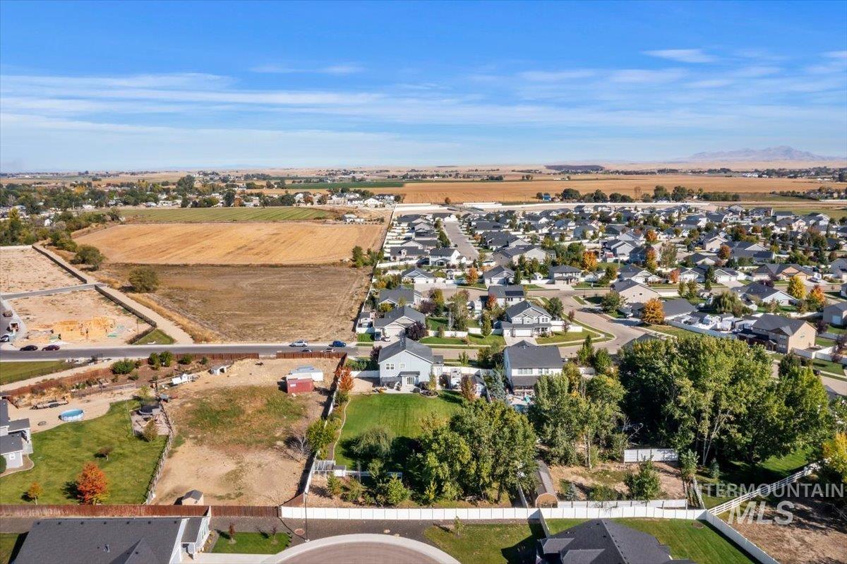 291 Explorer St, Middleton, Idaho 83644, 4 Bedrooms, 2.5 Bathrooms, Residential For Sale, Price $715,000,MLS 99004111