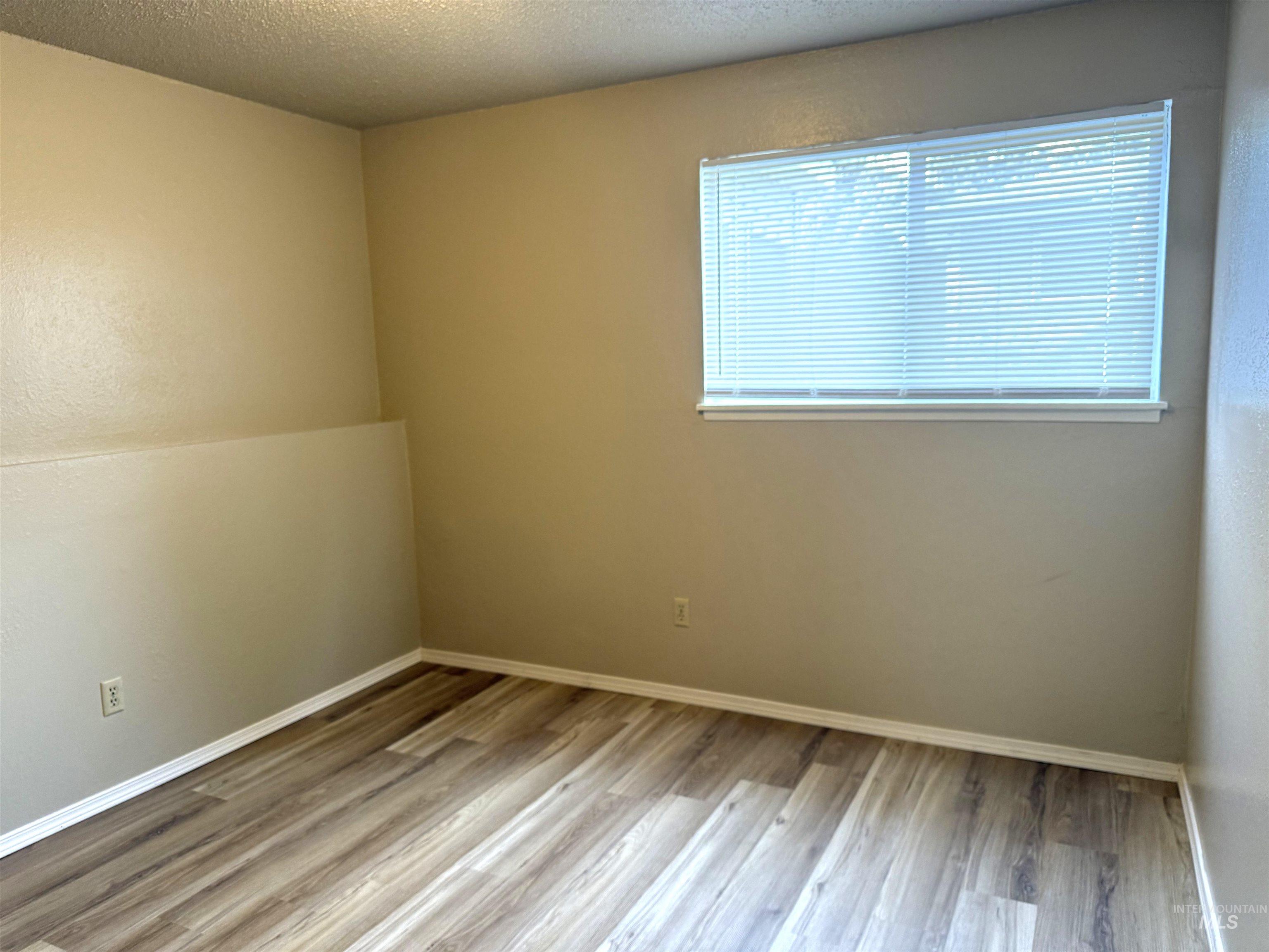537 E E Street, Moscow, Idaho 83843, 3 Bedrooms, 1 Bathroom, Residential Income For Sale, Price $449,000, 99004114